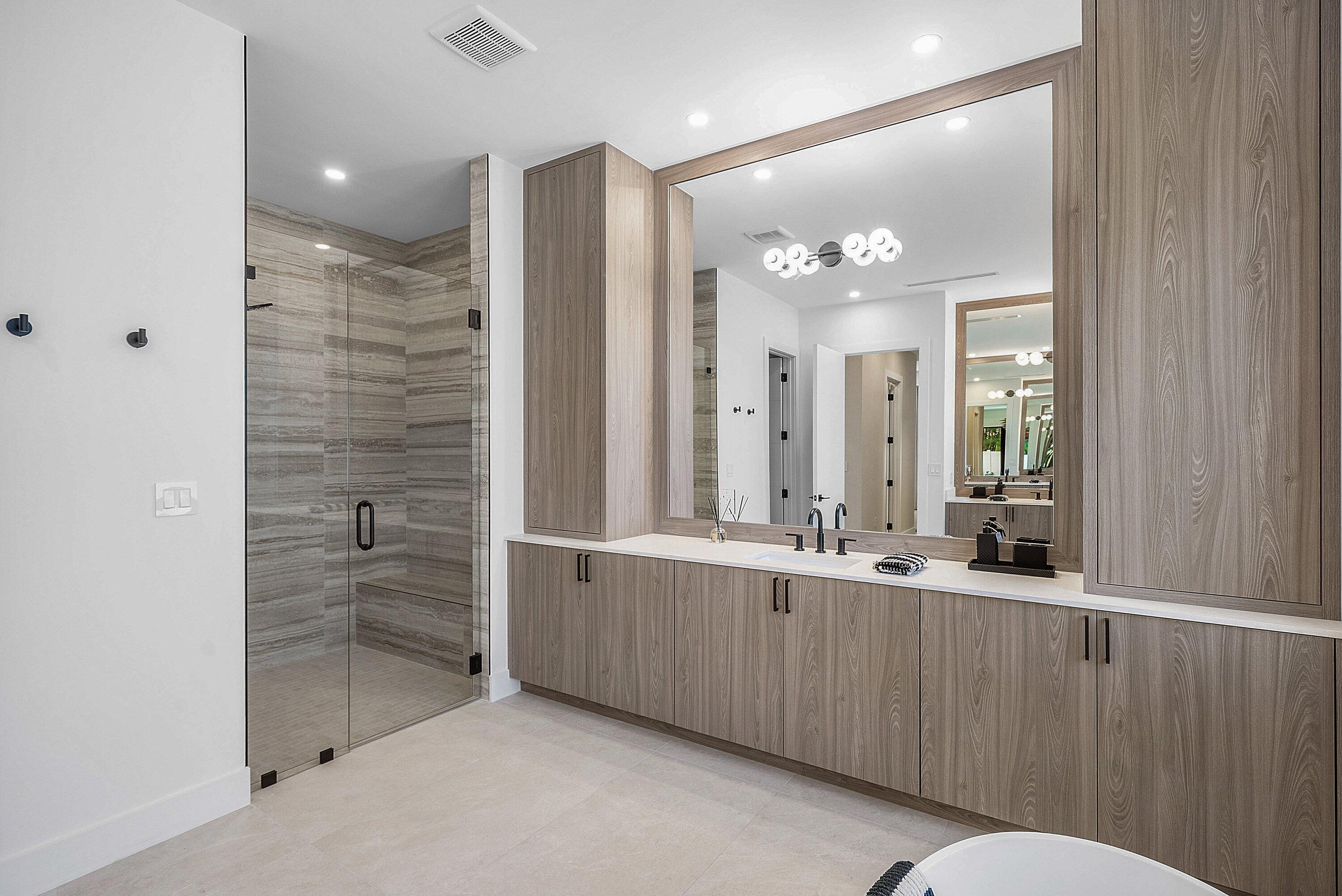 250 NE 16th Street