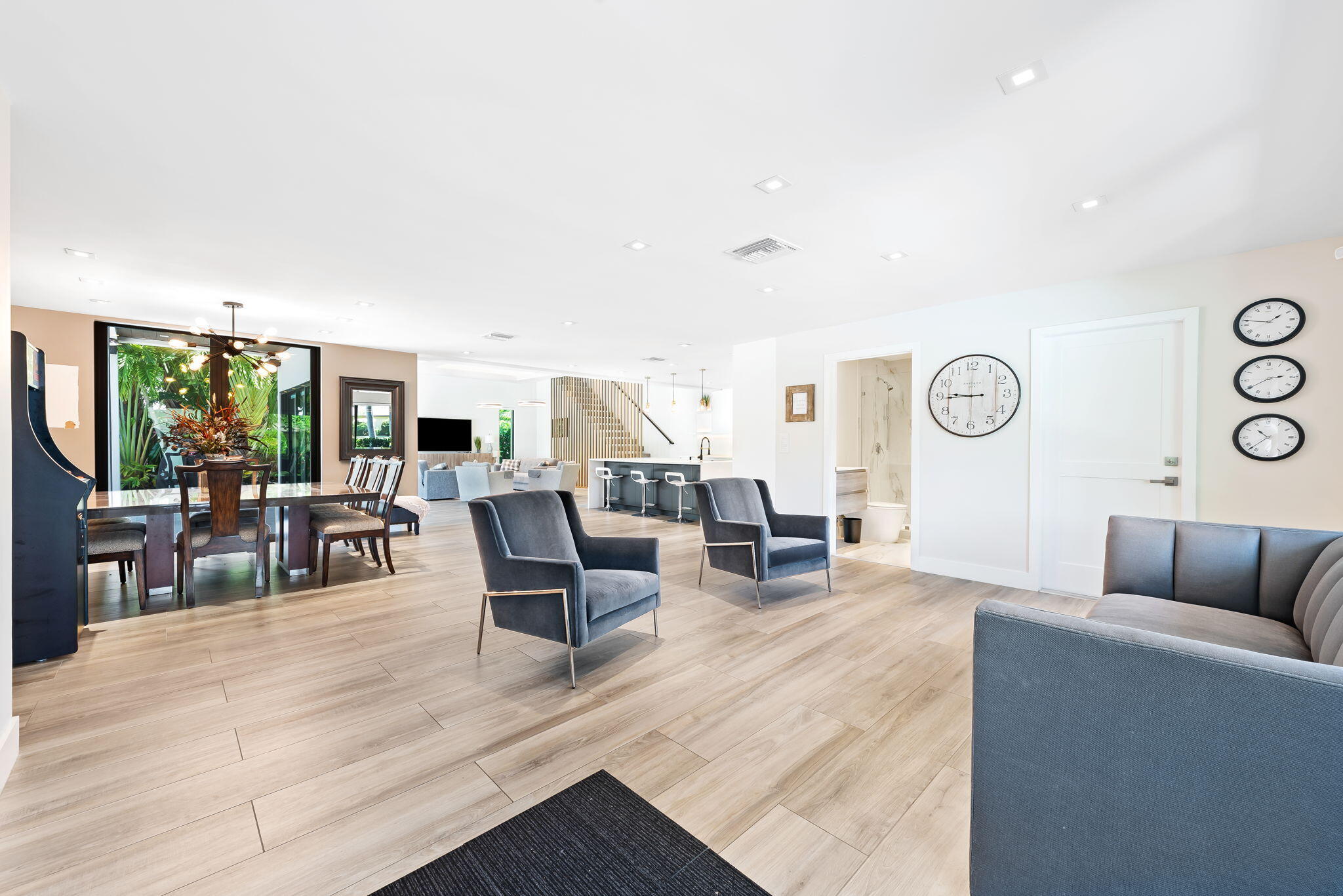 1100 SE 5th Court