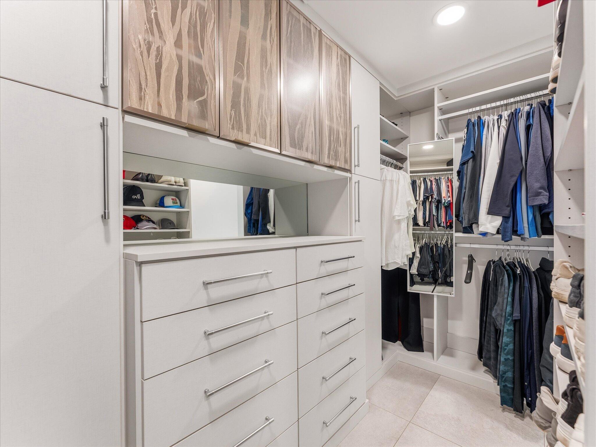 1002 Lake Shore Drive