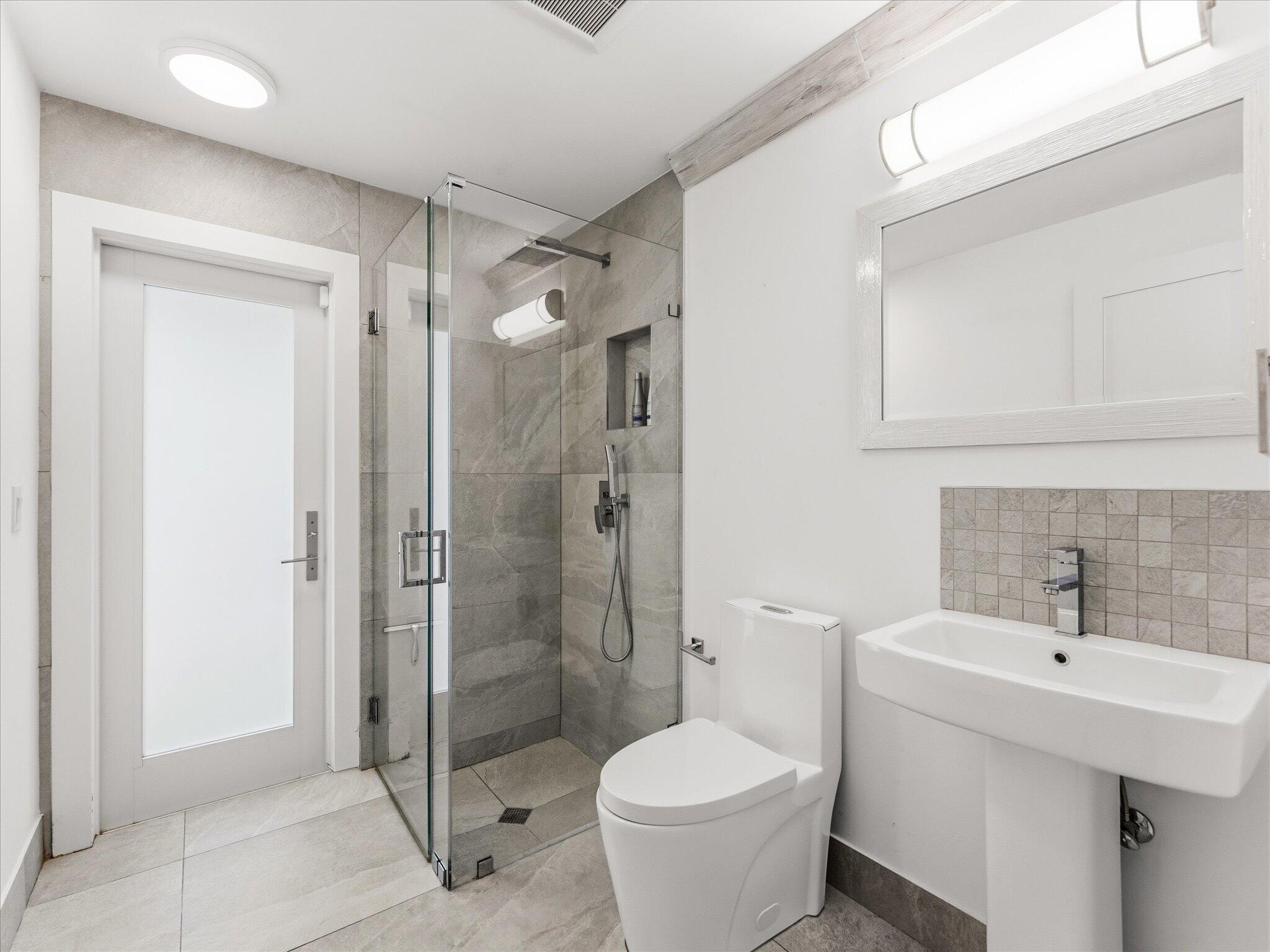 1002 Lake Shore Drive