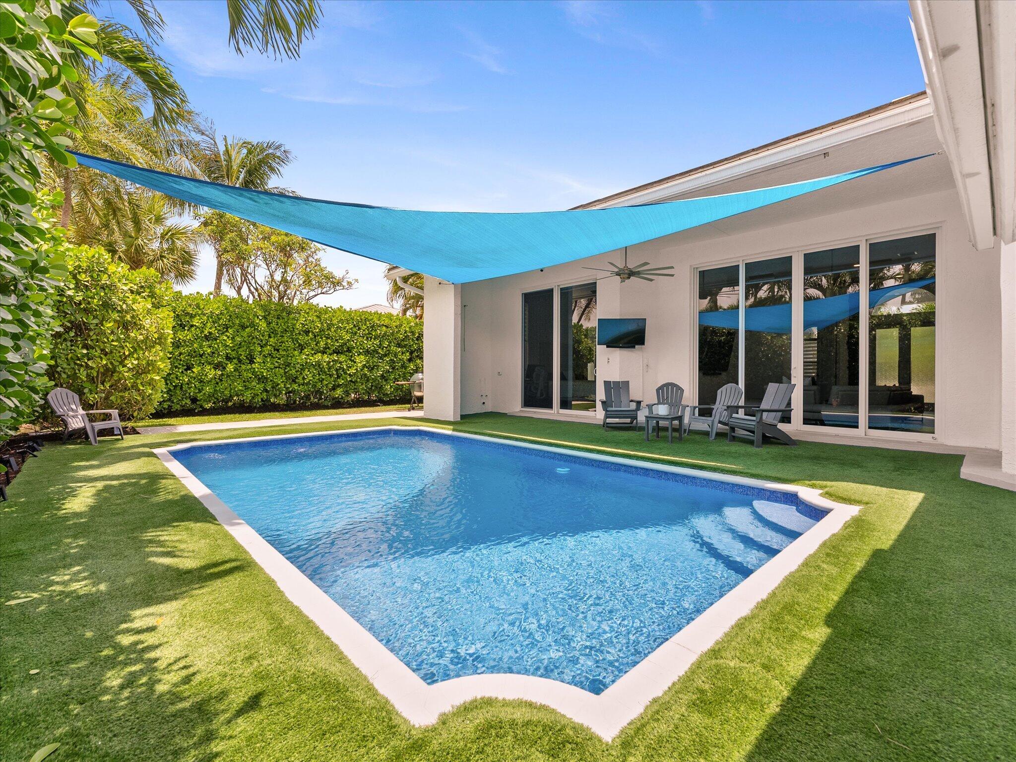 1002 Lake Shore Drive