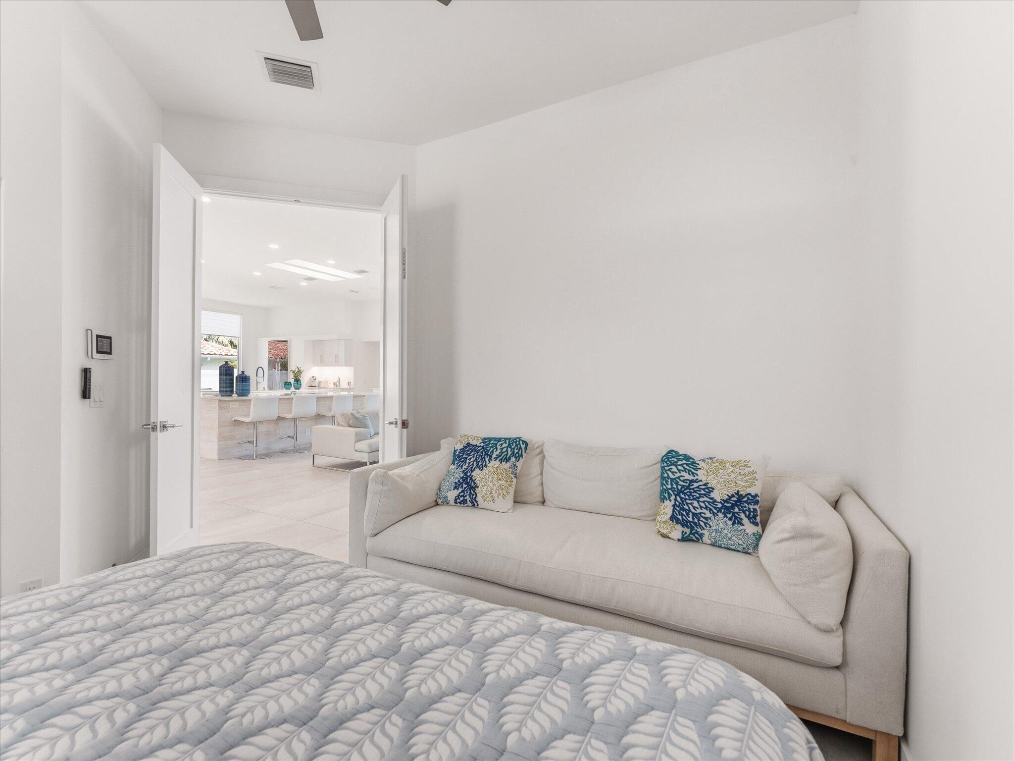 1002 Lake Shore Drive