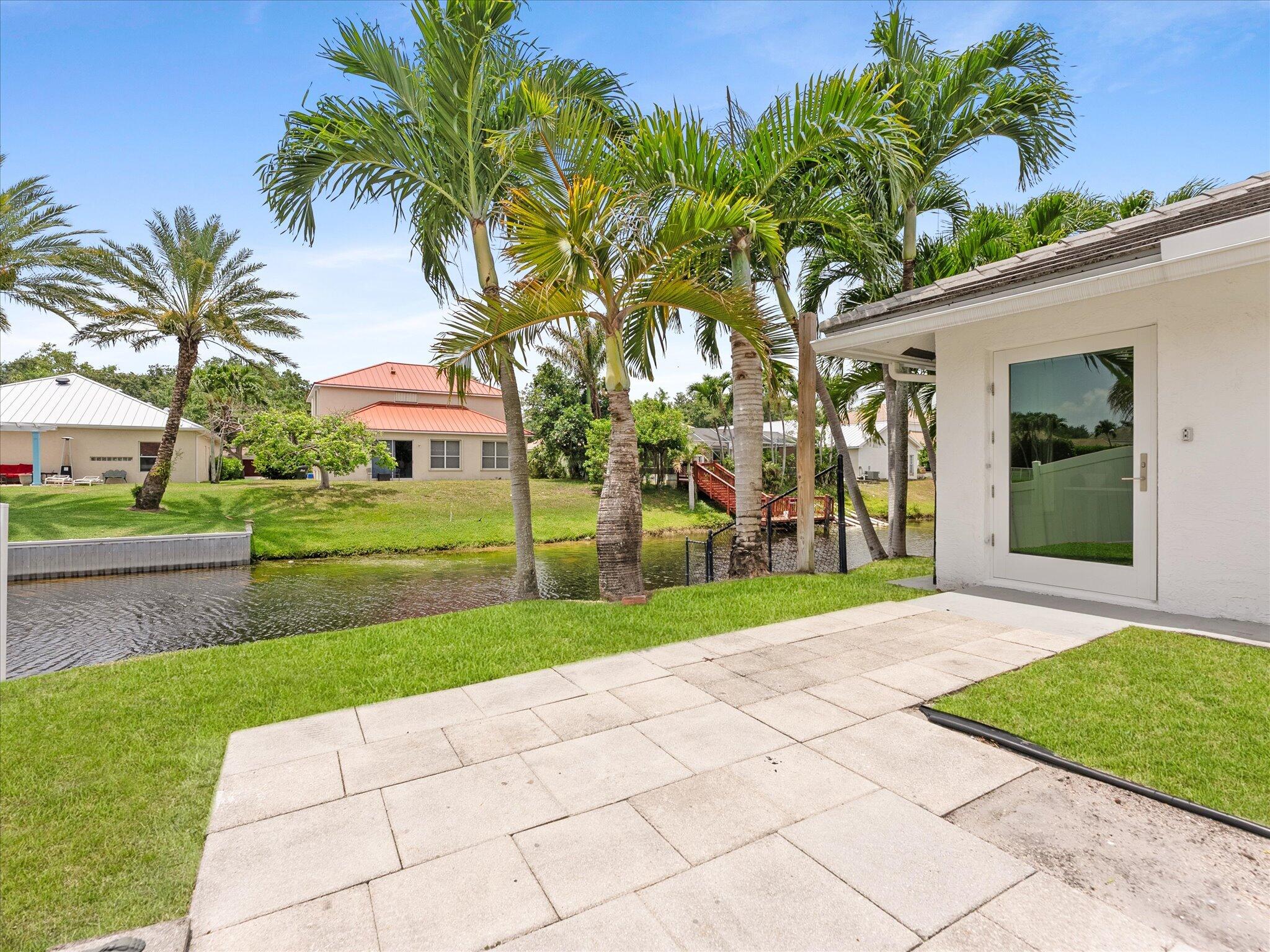 1002 Lake Shore Drive