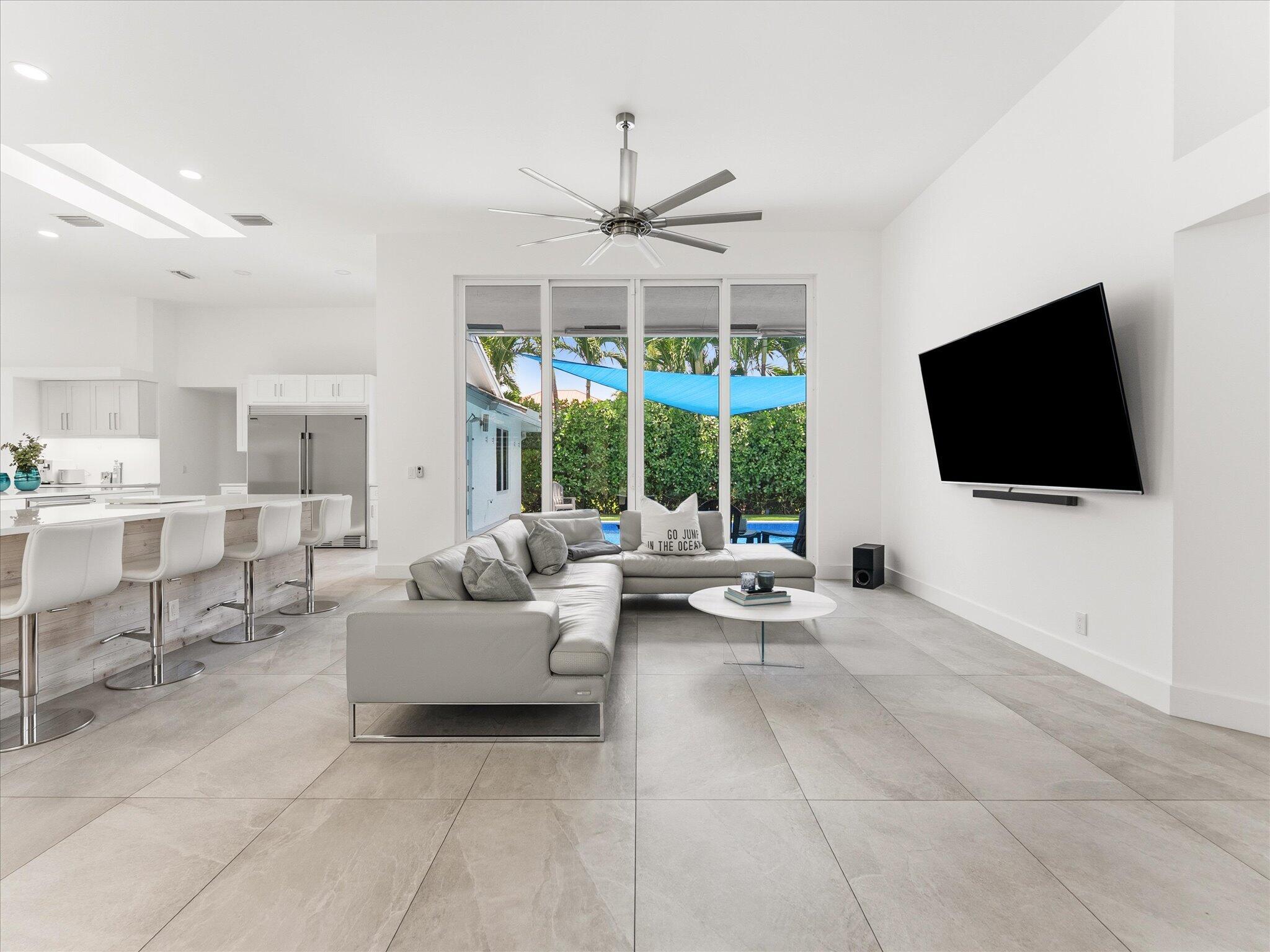 1002 Lake Shore Drive