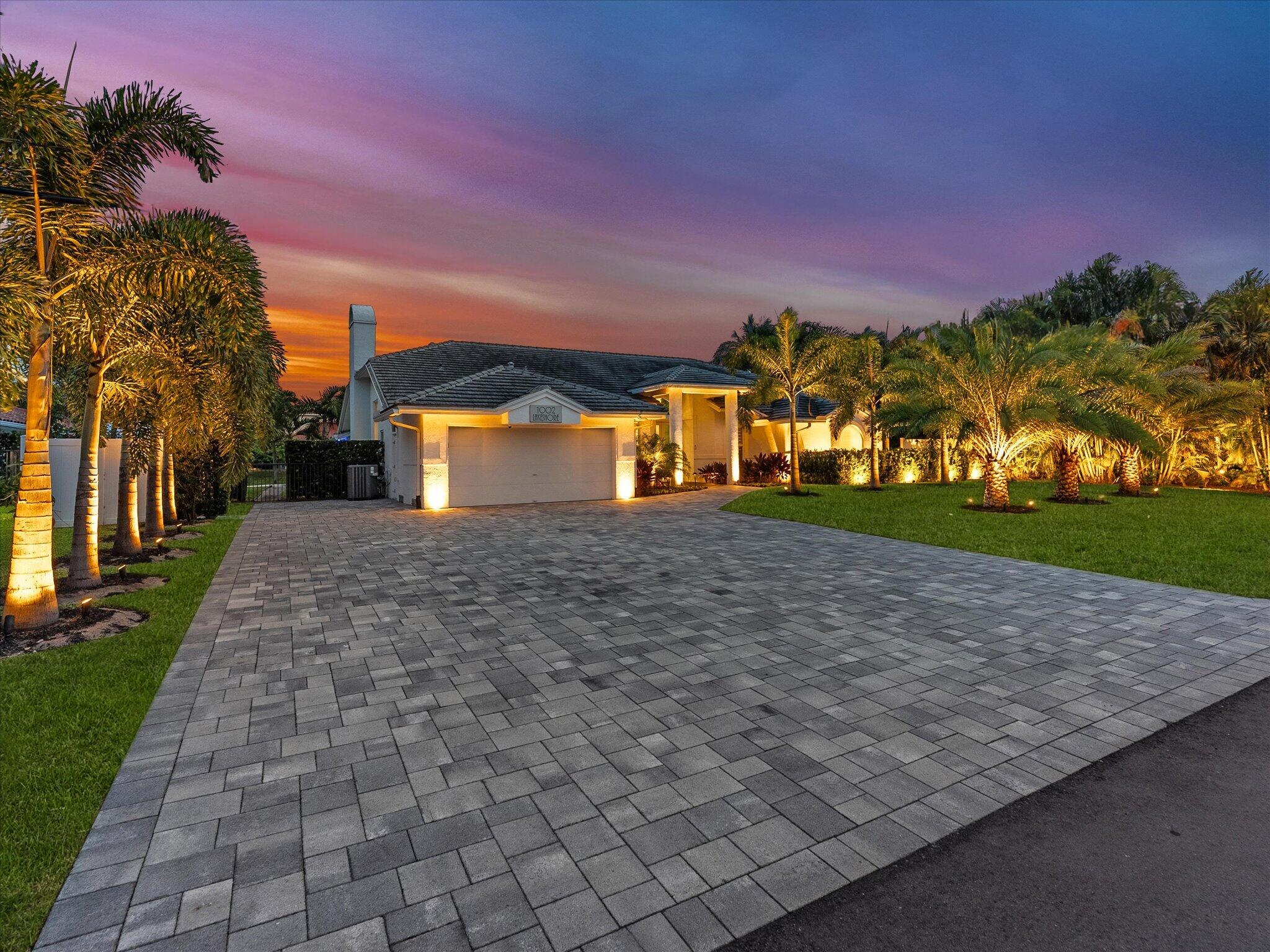 1002 Lake Shore Drive