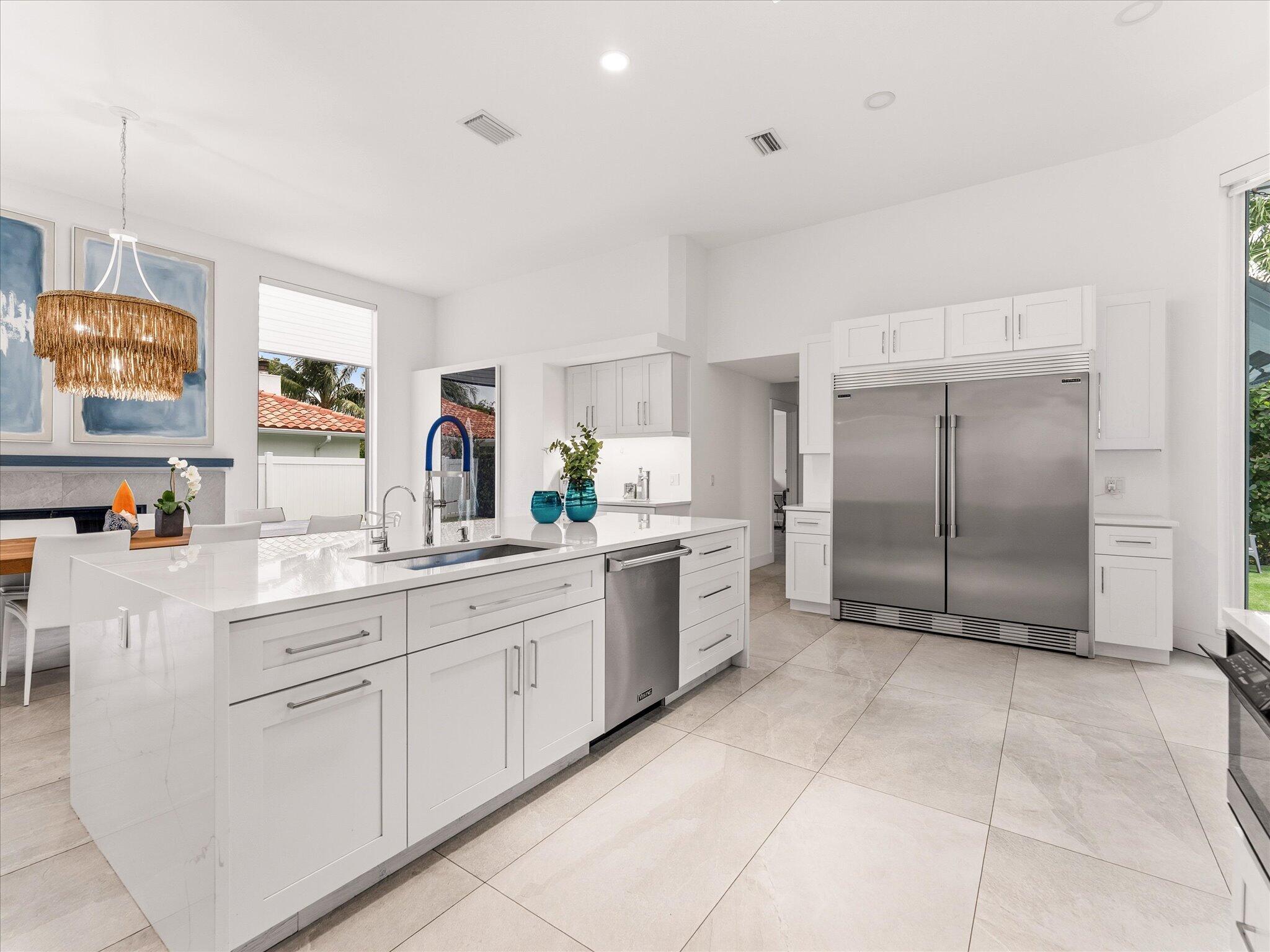 1002 Lake Shore Drive
