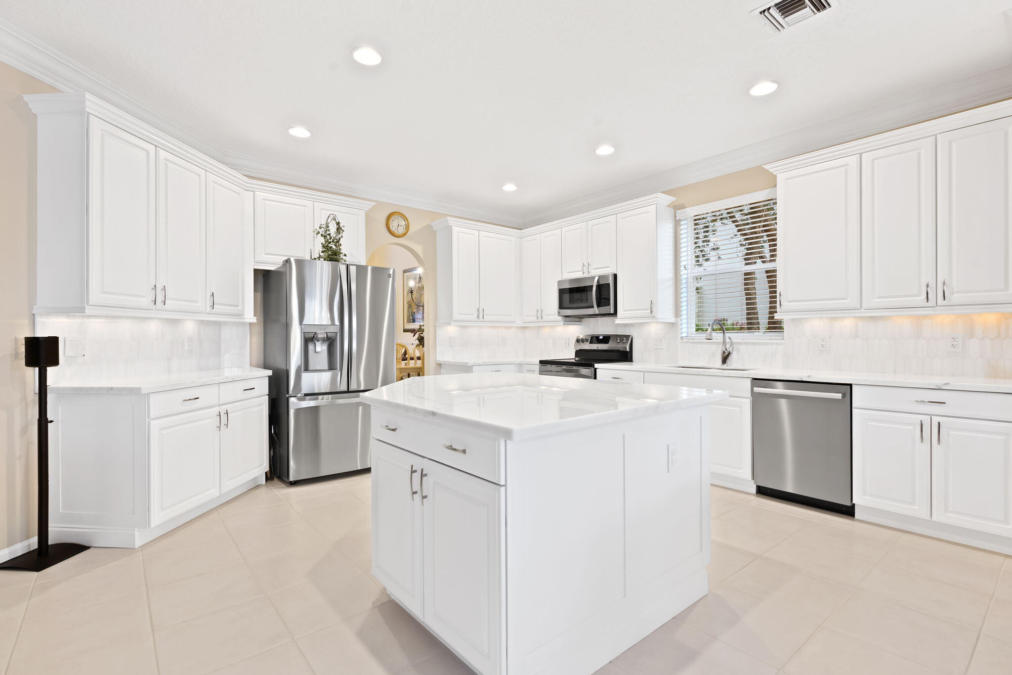 12621 YARDLEY Drive