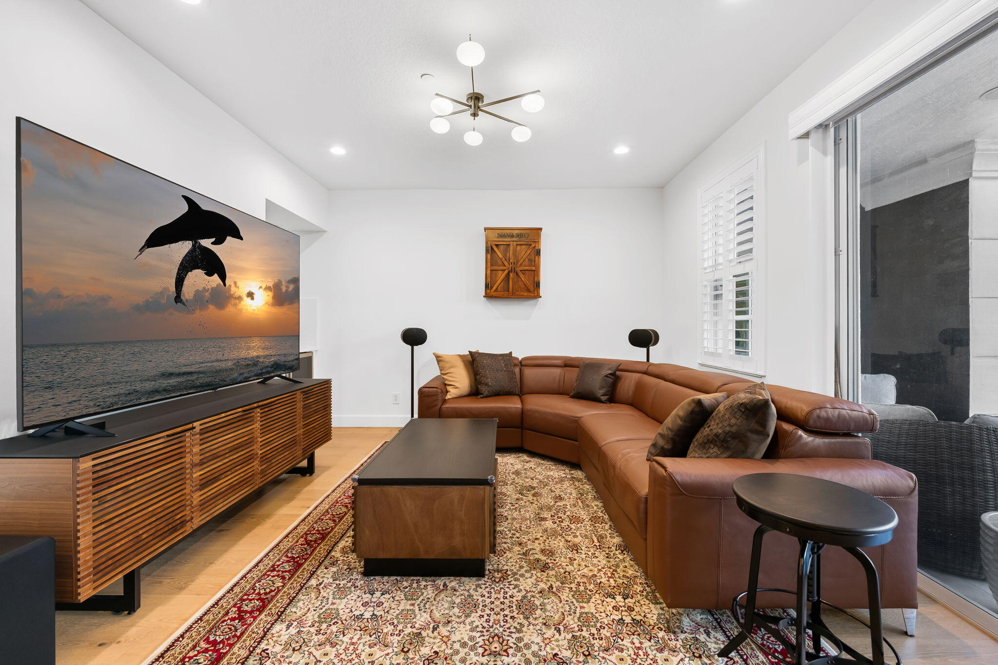 613 NE FRANCESCA Lane