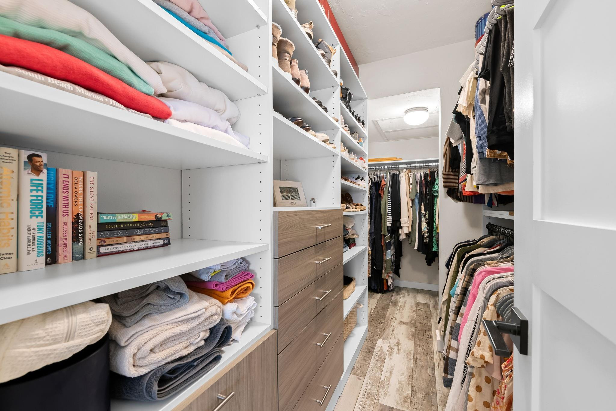 1051 Hillsboro Mile 308E