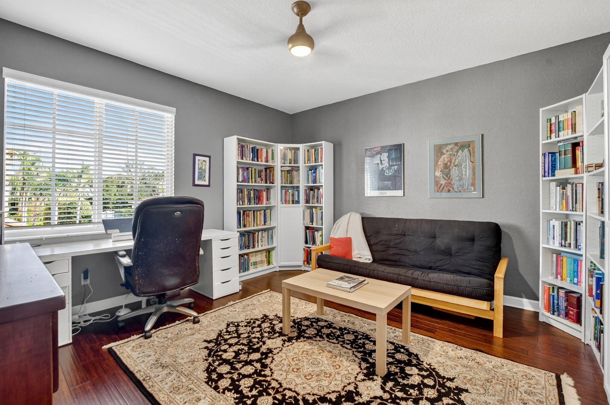 591 NW Library Commons Way