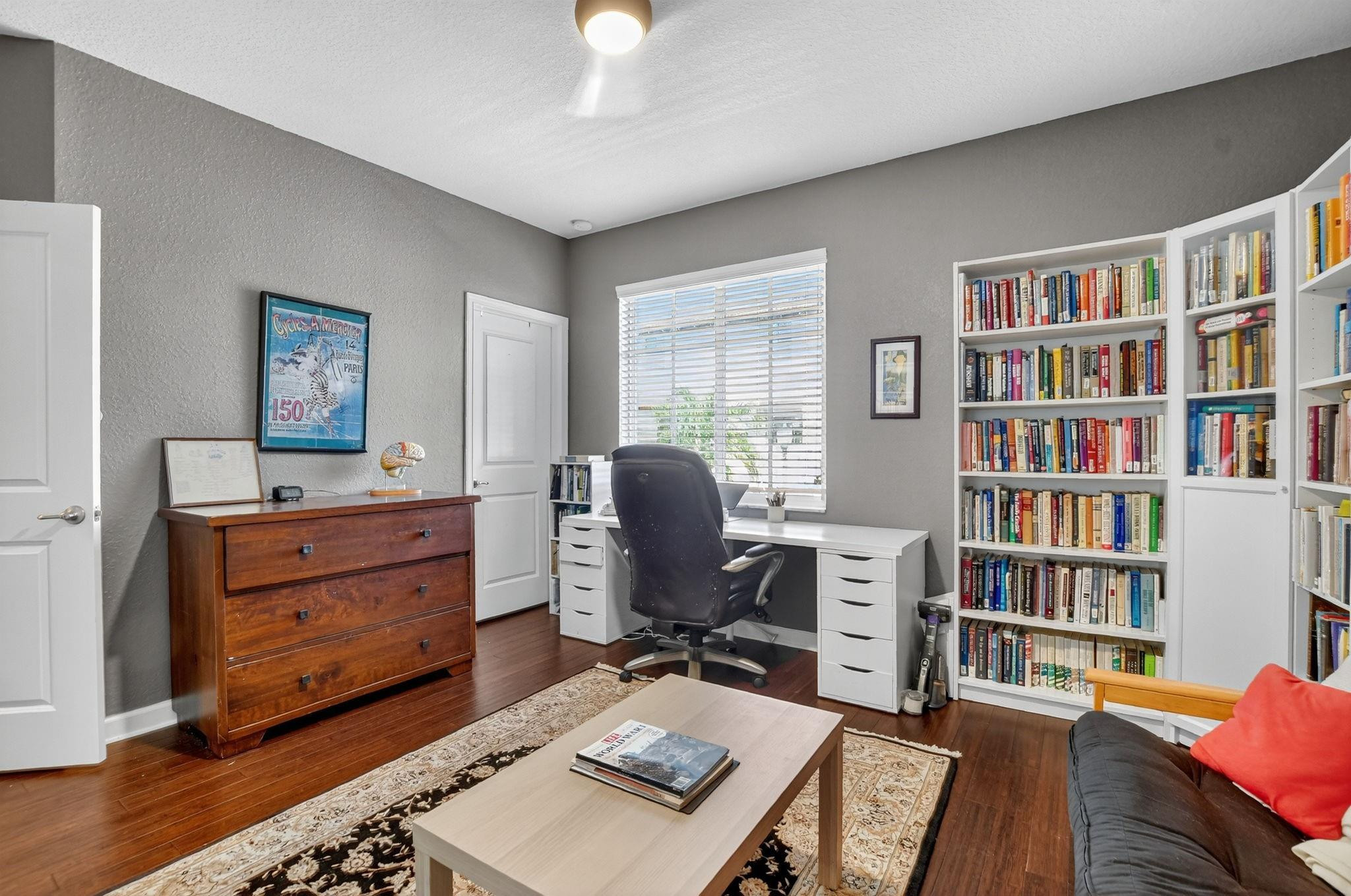 591 NW Library Commons Way