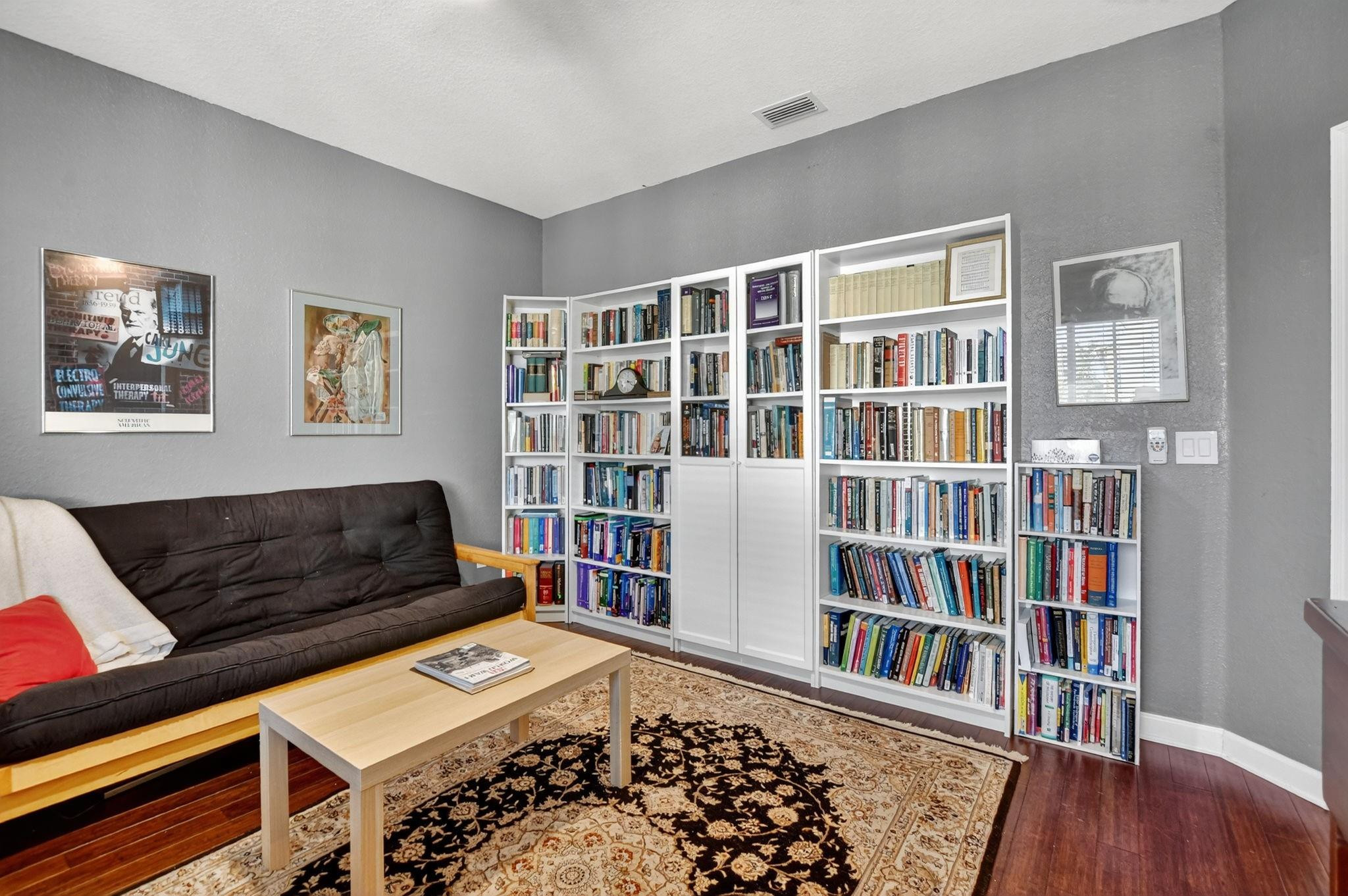 591 NW Library Commons Way