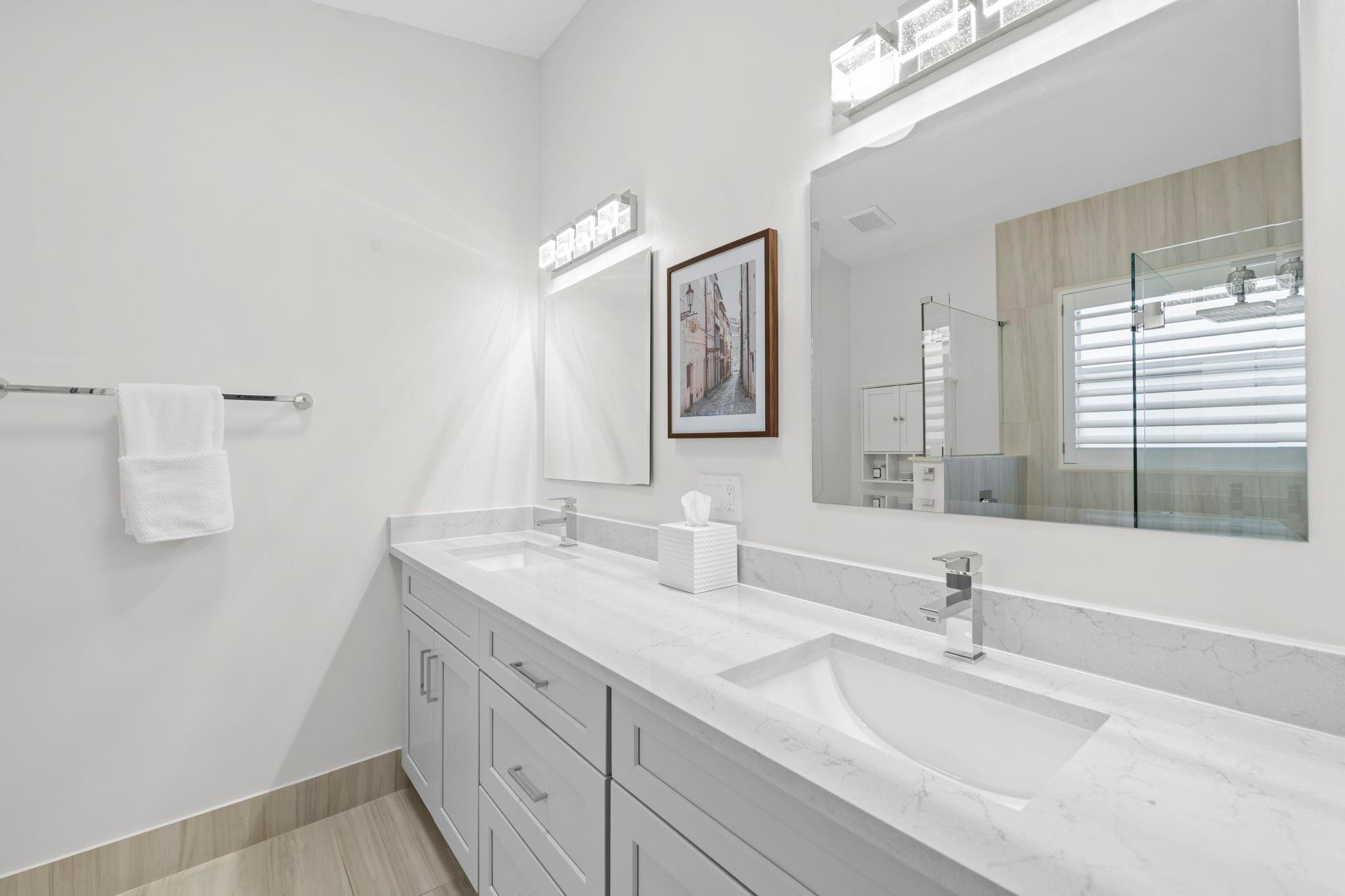 240 NW 40th Avenue