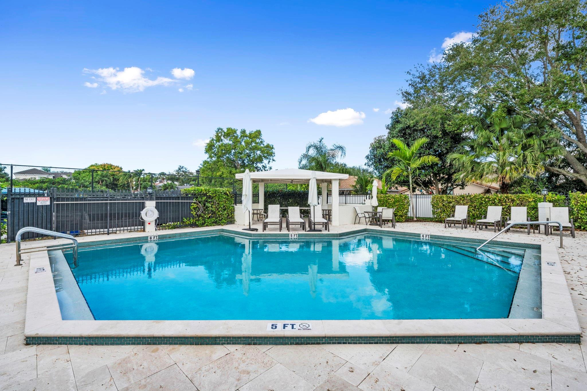 240 NW 40th Avenue