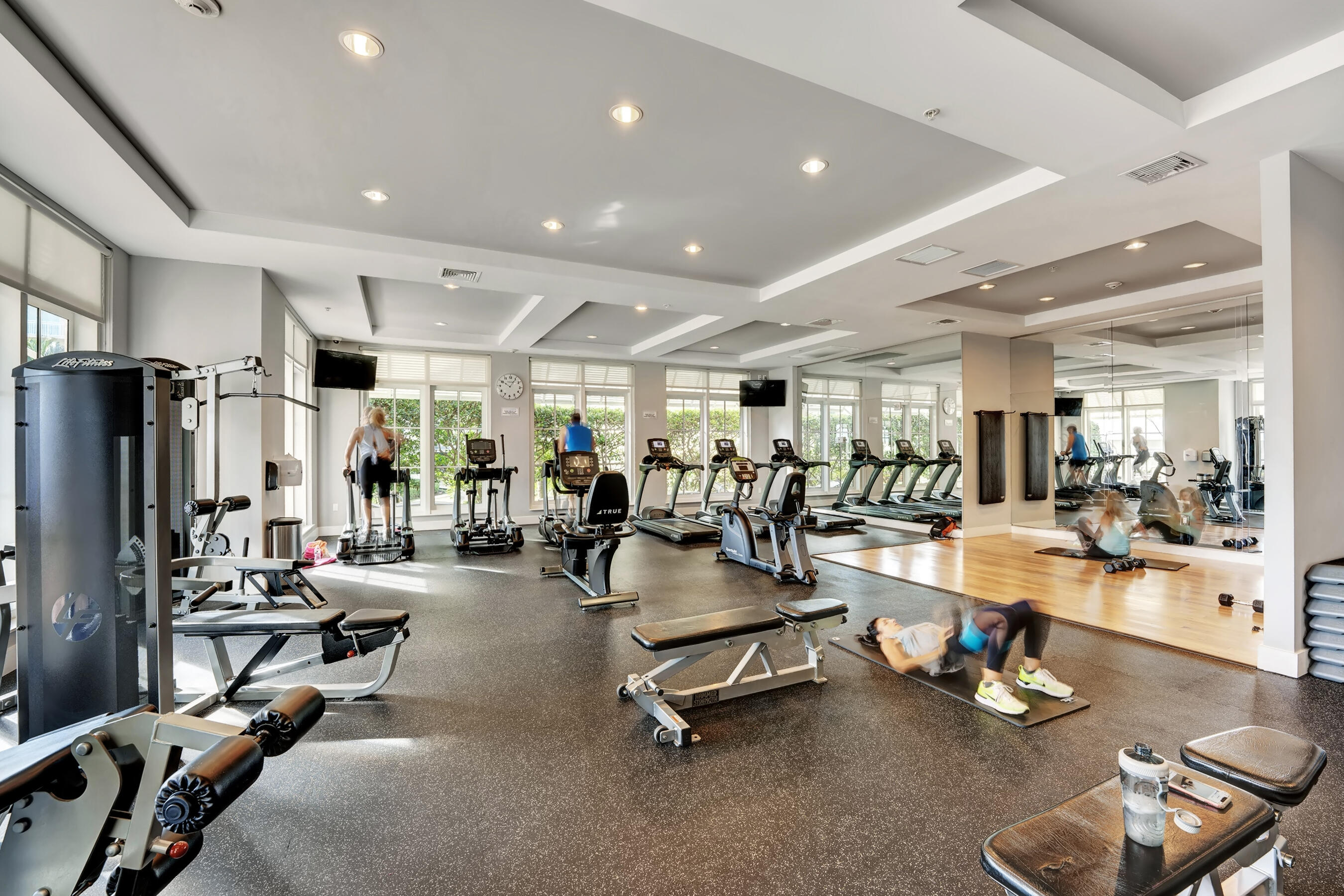 450 N Federal Highway 812