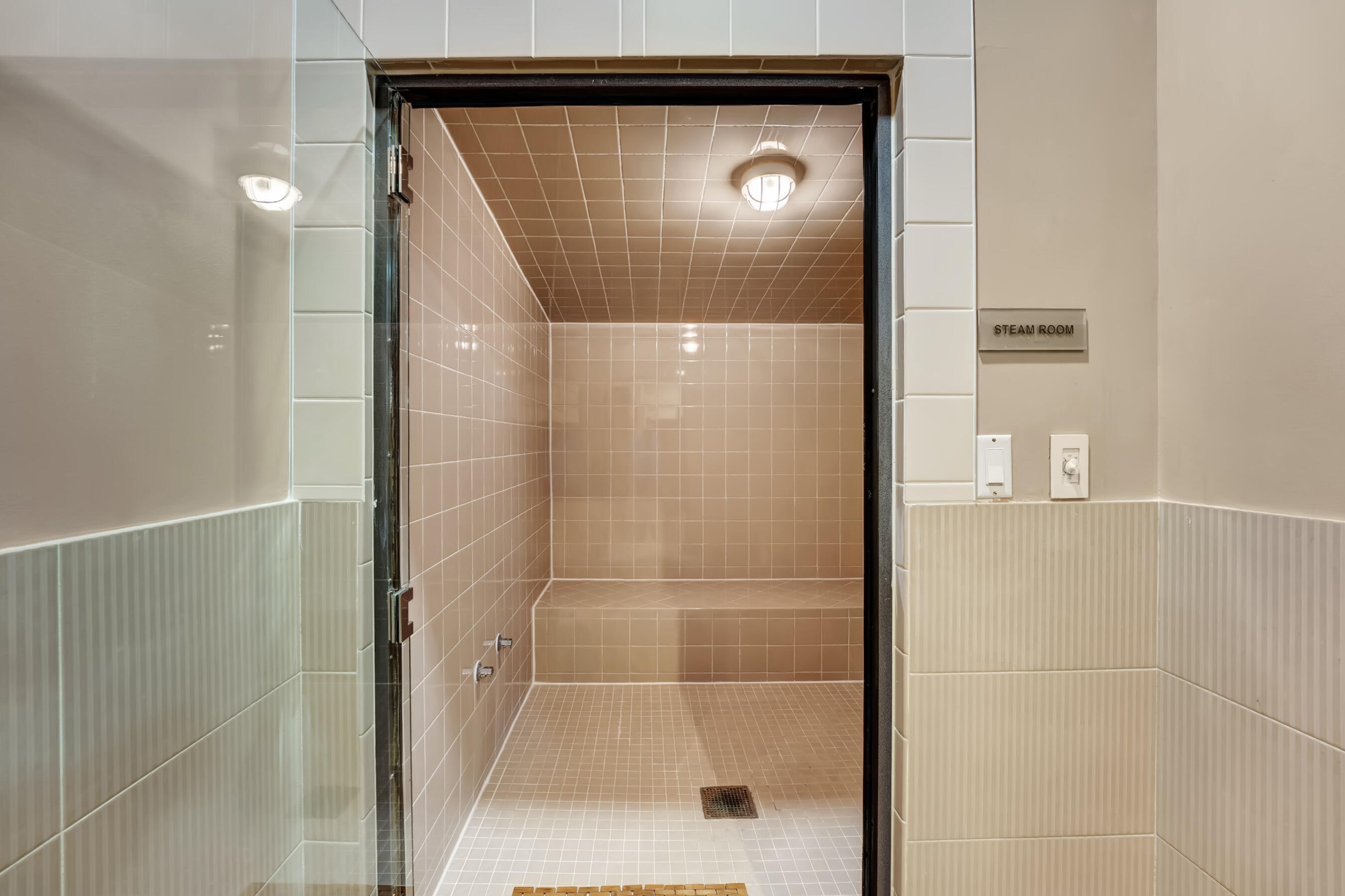 450 N Federal Highway 812