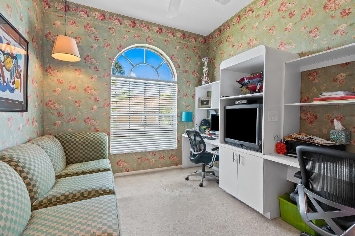 12408 Rockledge Circle