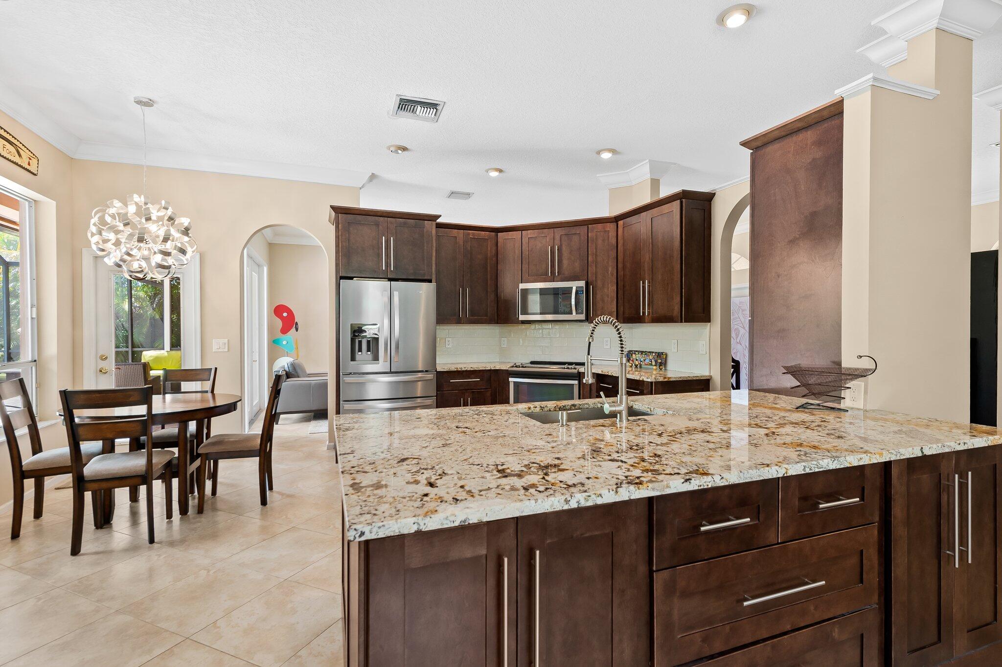 12408 Rockledge Circle