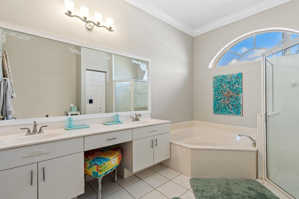 12408 Rockledge Circle