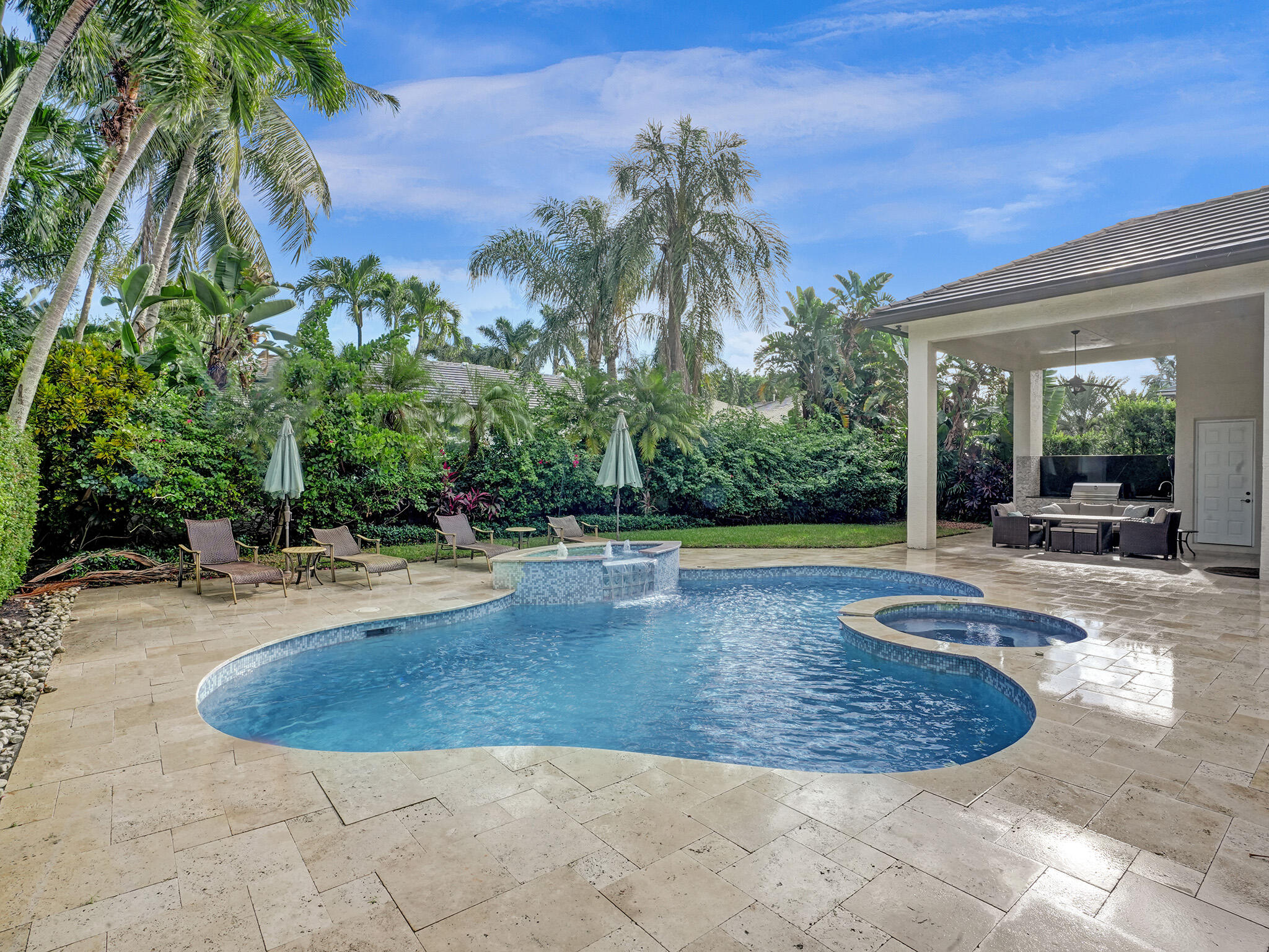 4946 NW 23rd Court