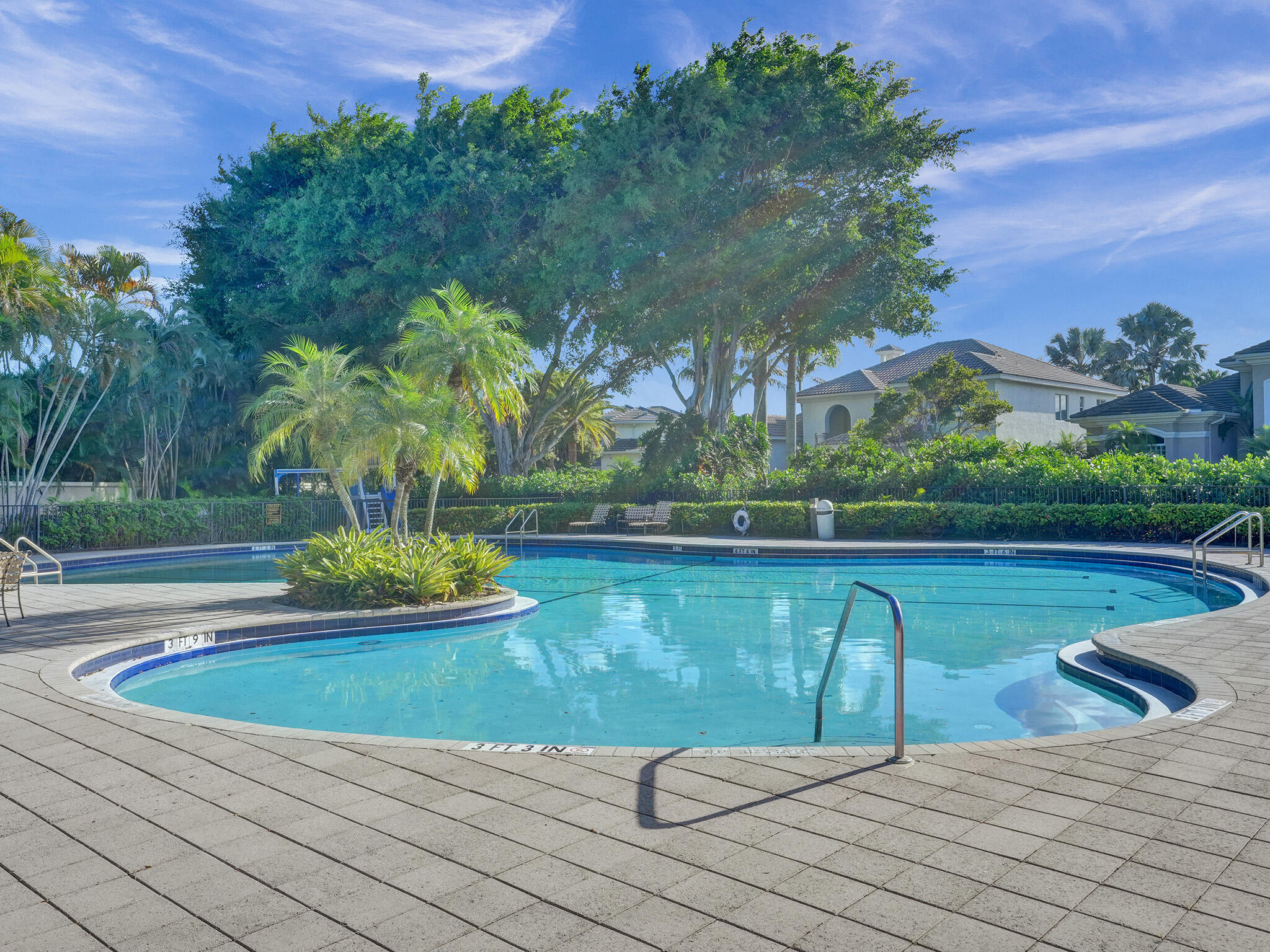 4946 NW 23rd Court