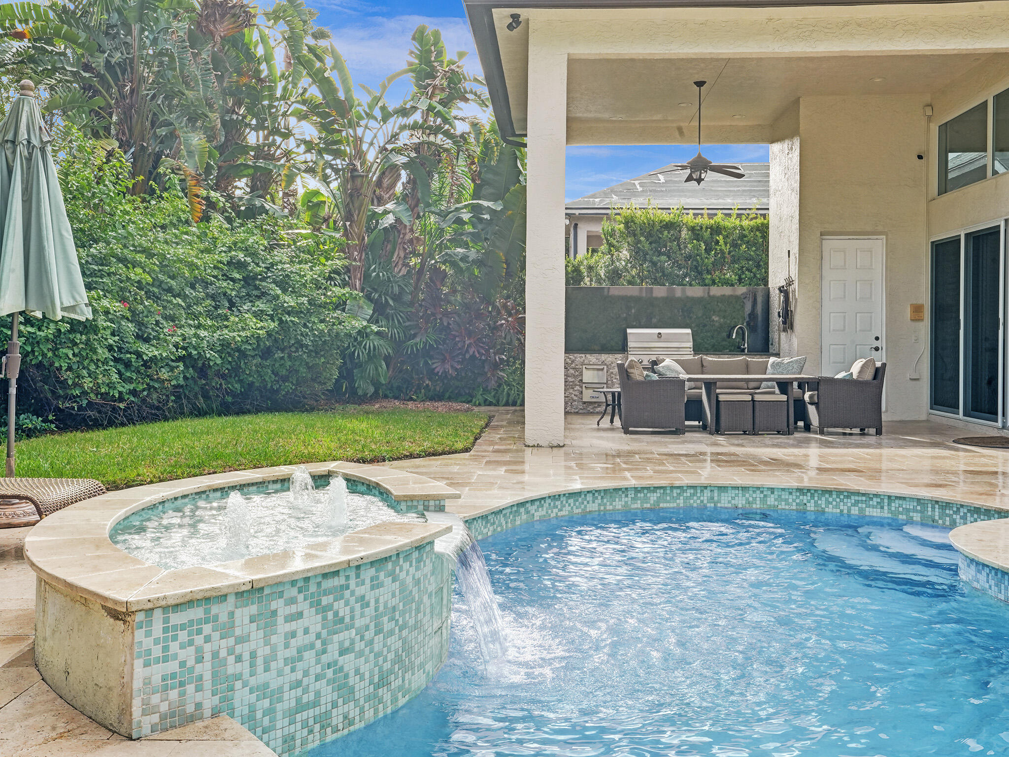 4946 NW 23rd Court