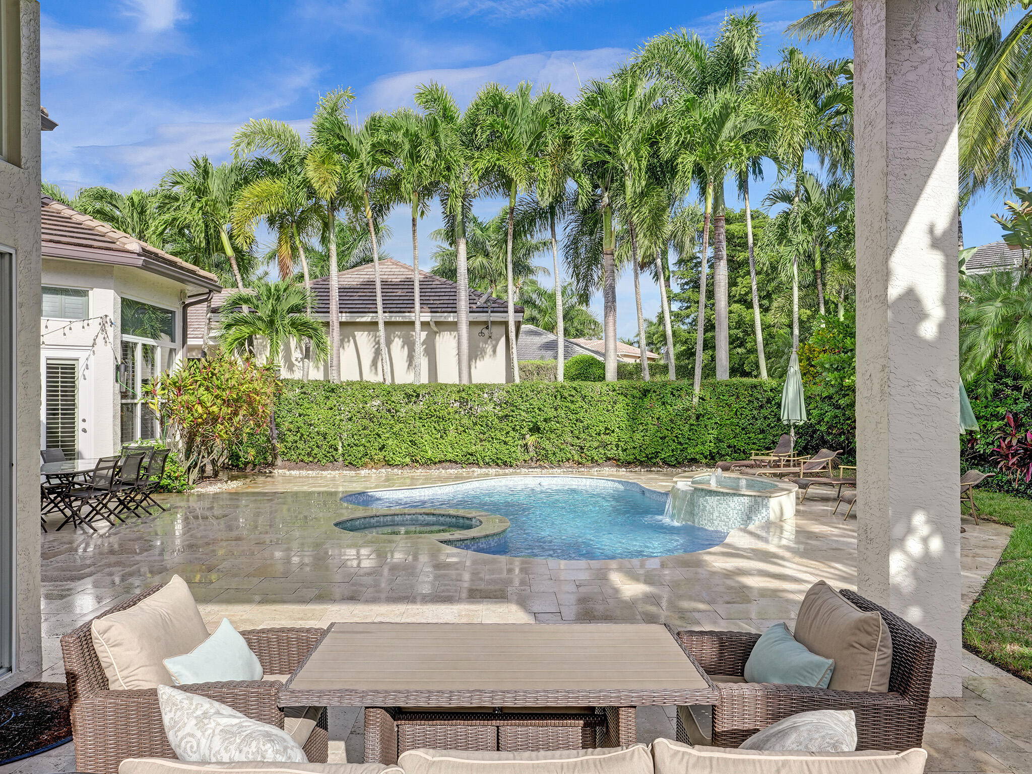 4946 NW 23rd Court