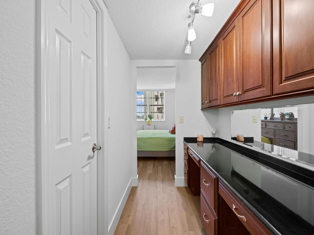 1900 S Ocean Boulevard Unit: 5k