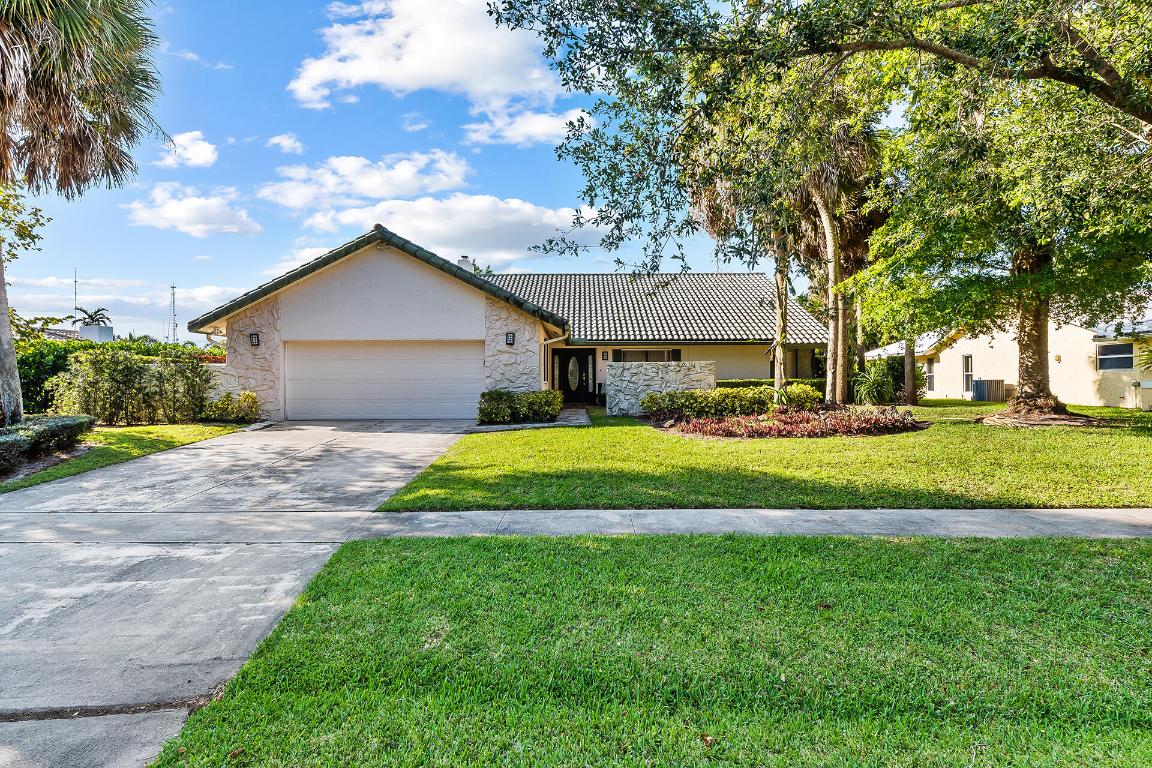 7587 Estrella Circle