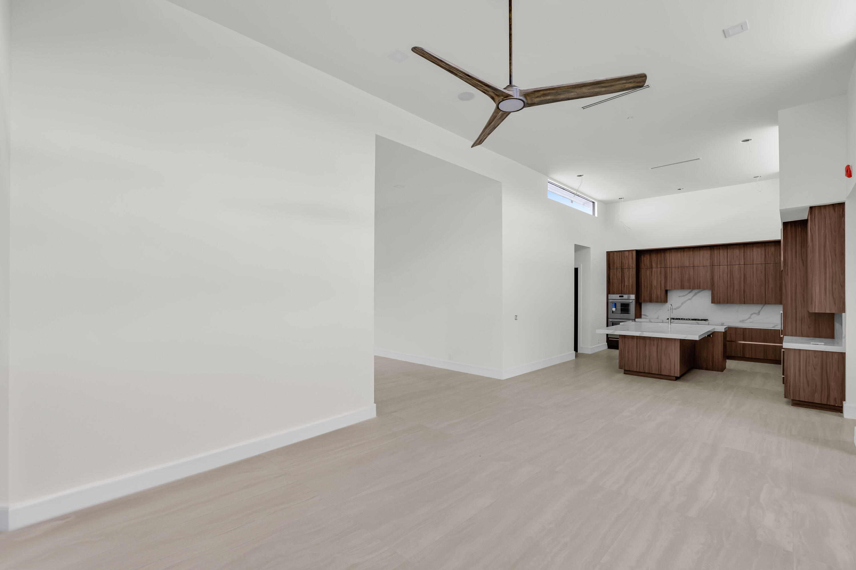 251 NE 14th Street