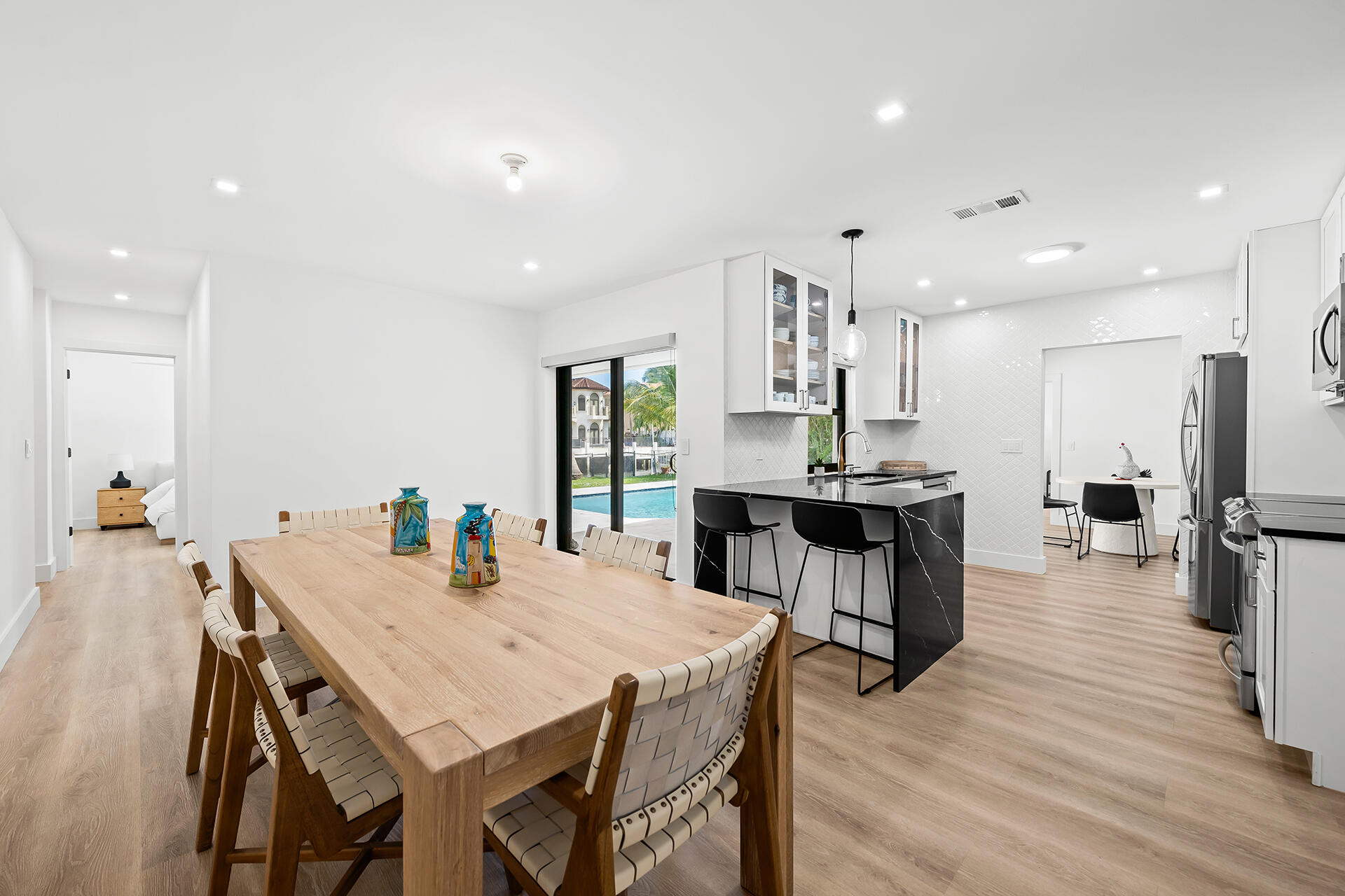 933 Banyan Drive