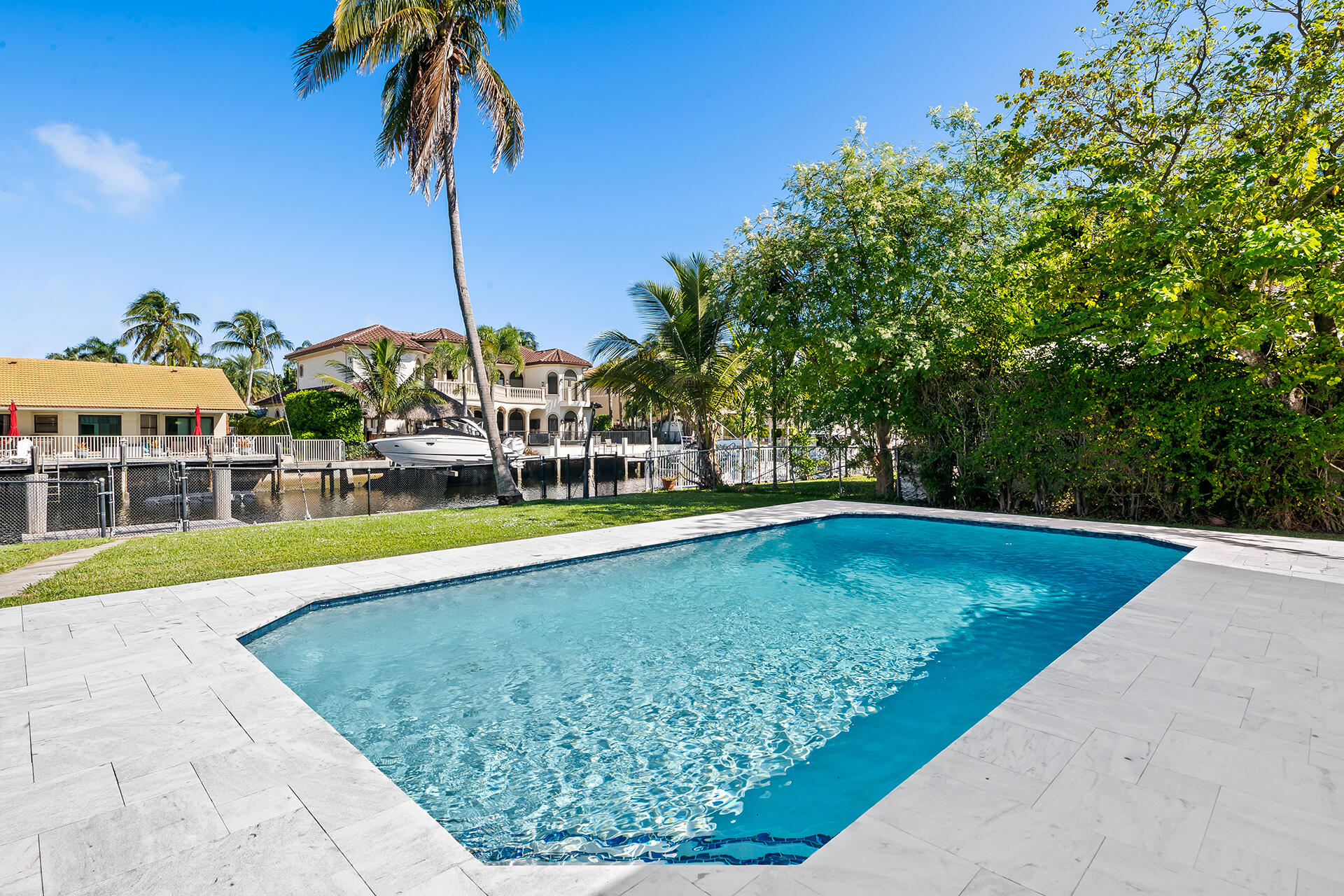 933 Banyan Drive