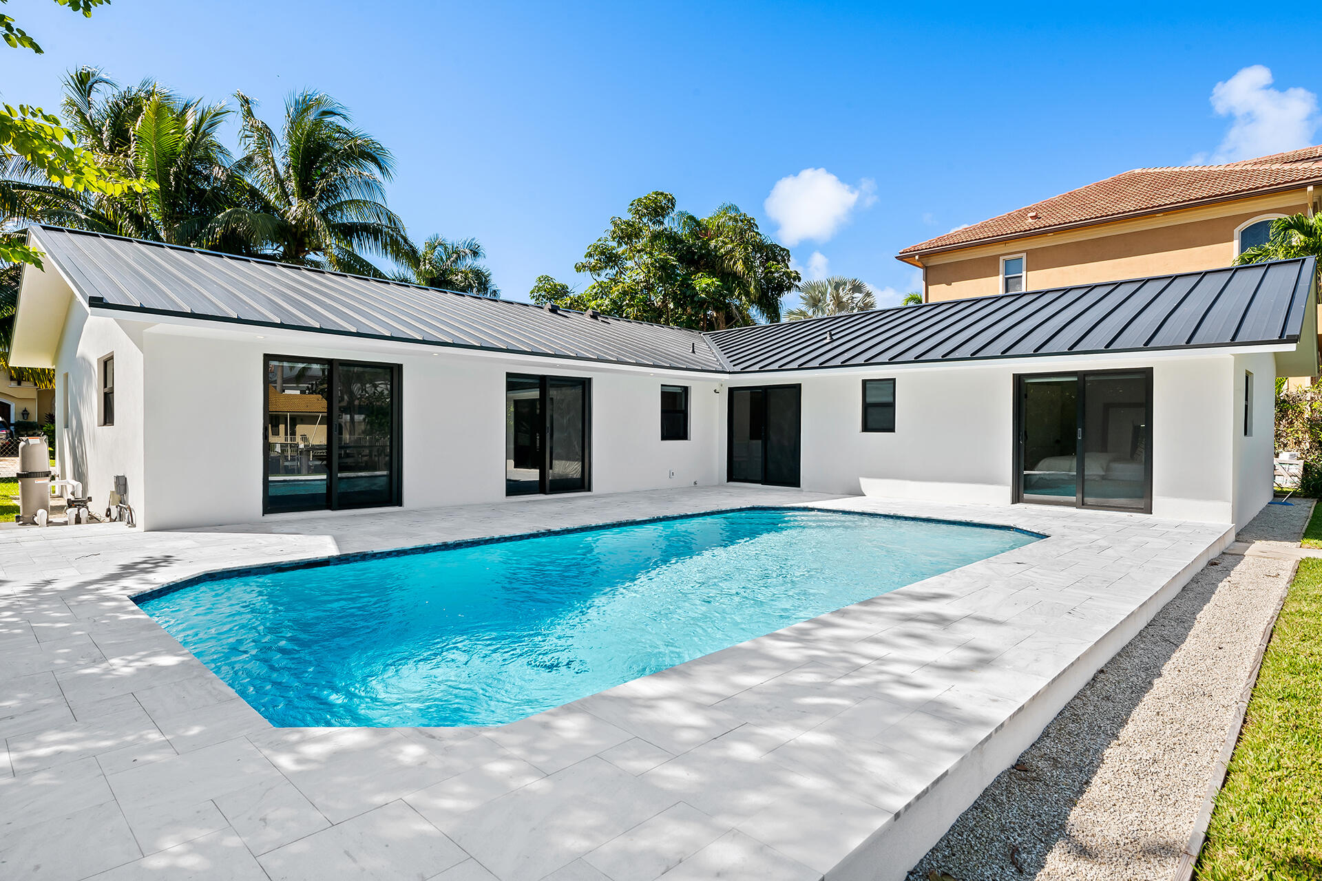 933 Banyan Drive