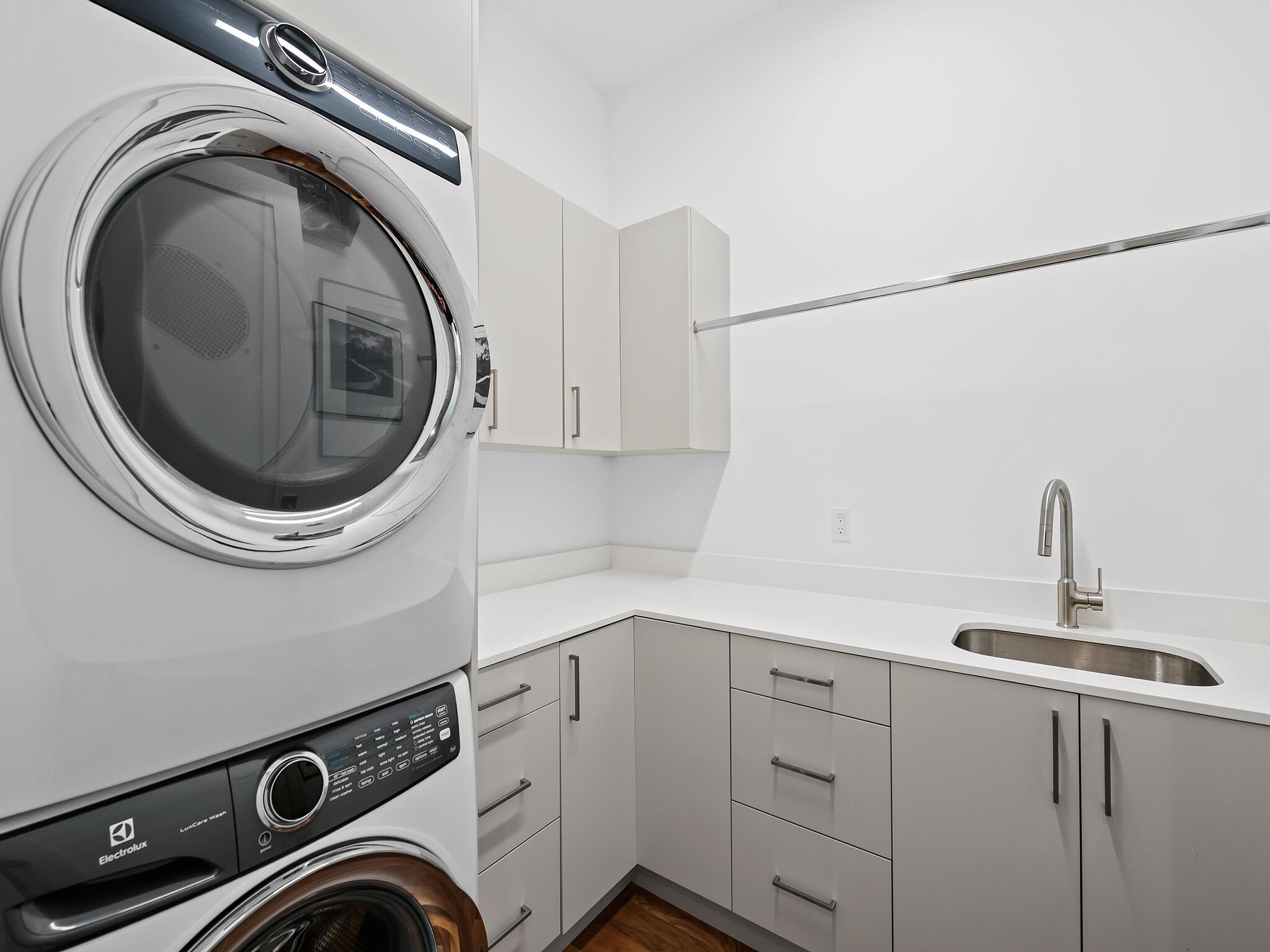 903 Witherspoon Lane