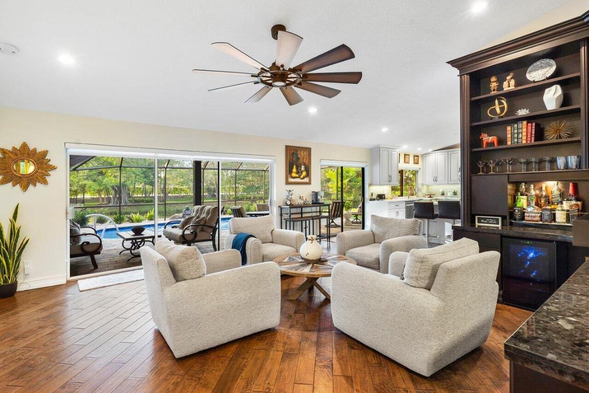 2901 NW 24th Terrace