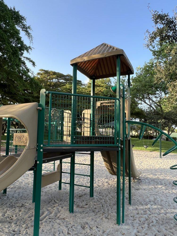 2901 NW 24th Terrace