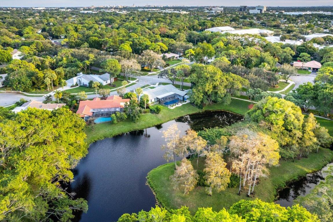 2901 NW 24th Terrace