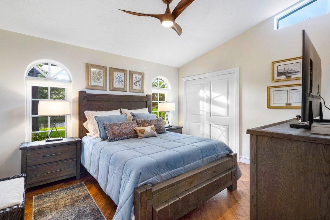 2901 NW 24th Terrace