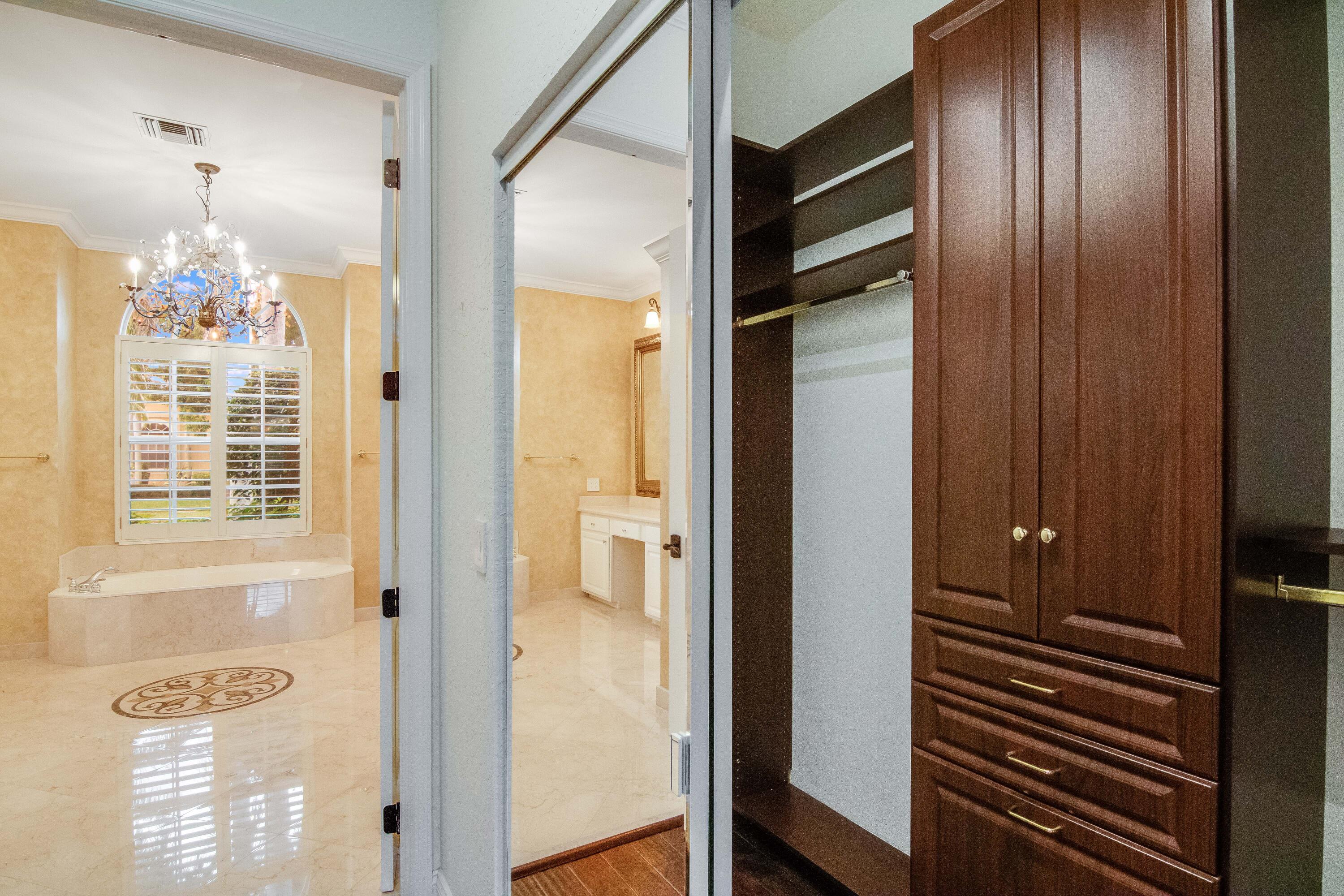 12360 Cascades Pointe Drive