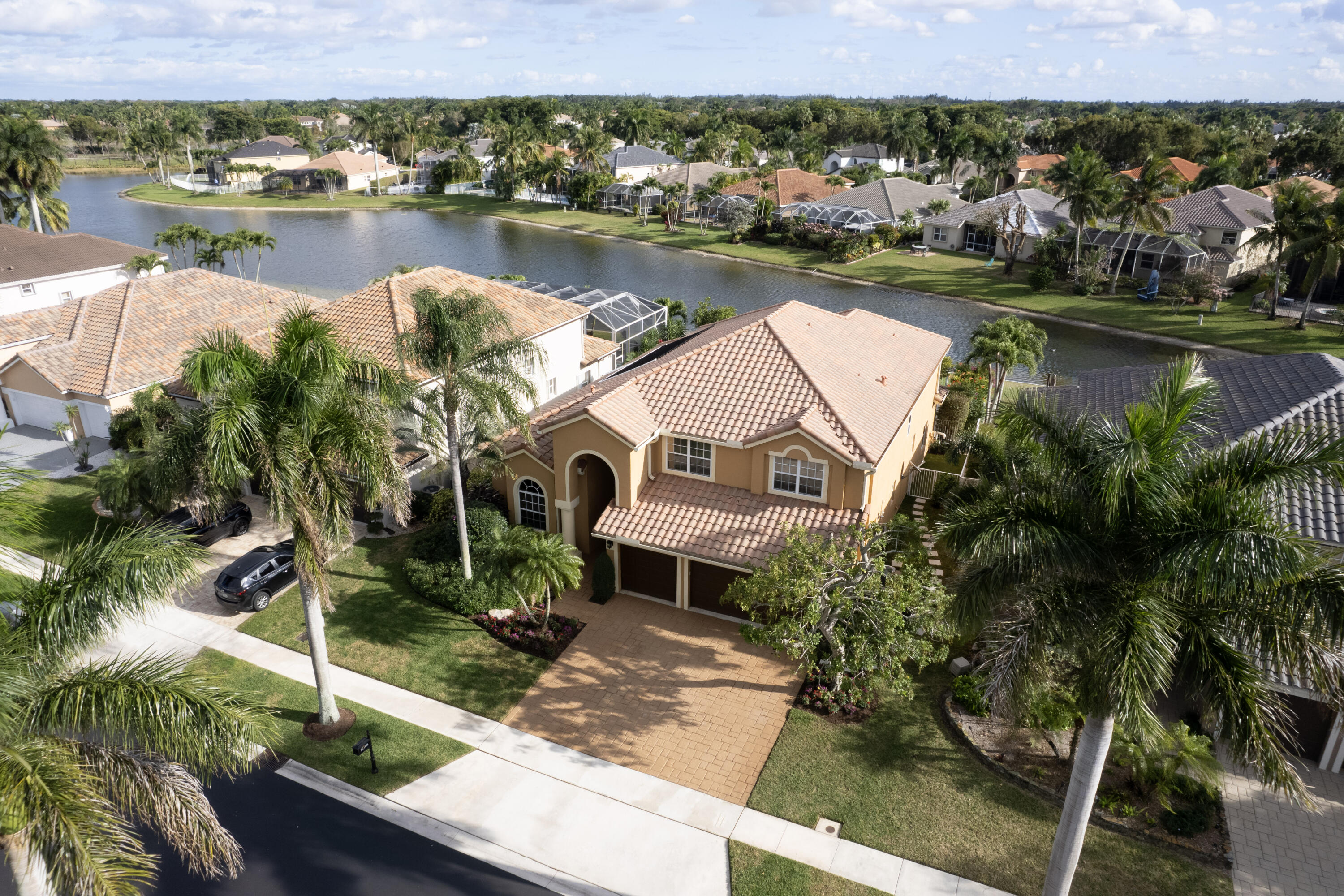 12360 Cascades Pointe Drive