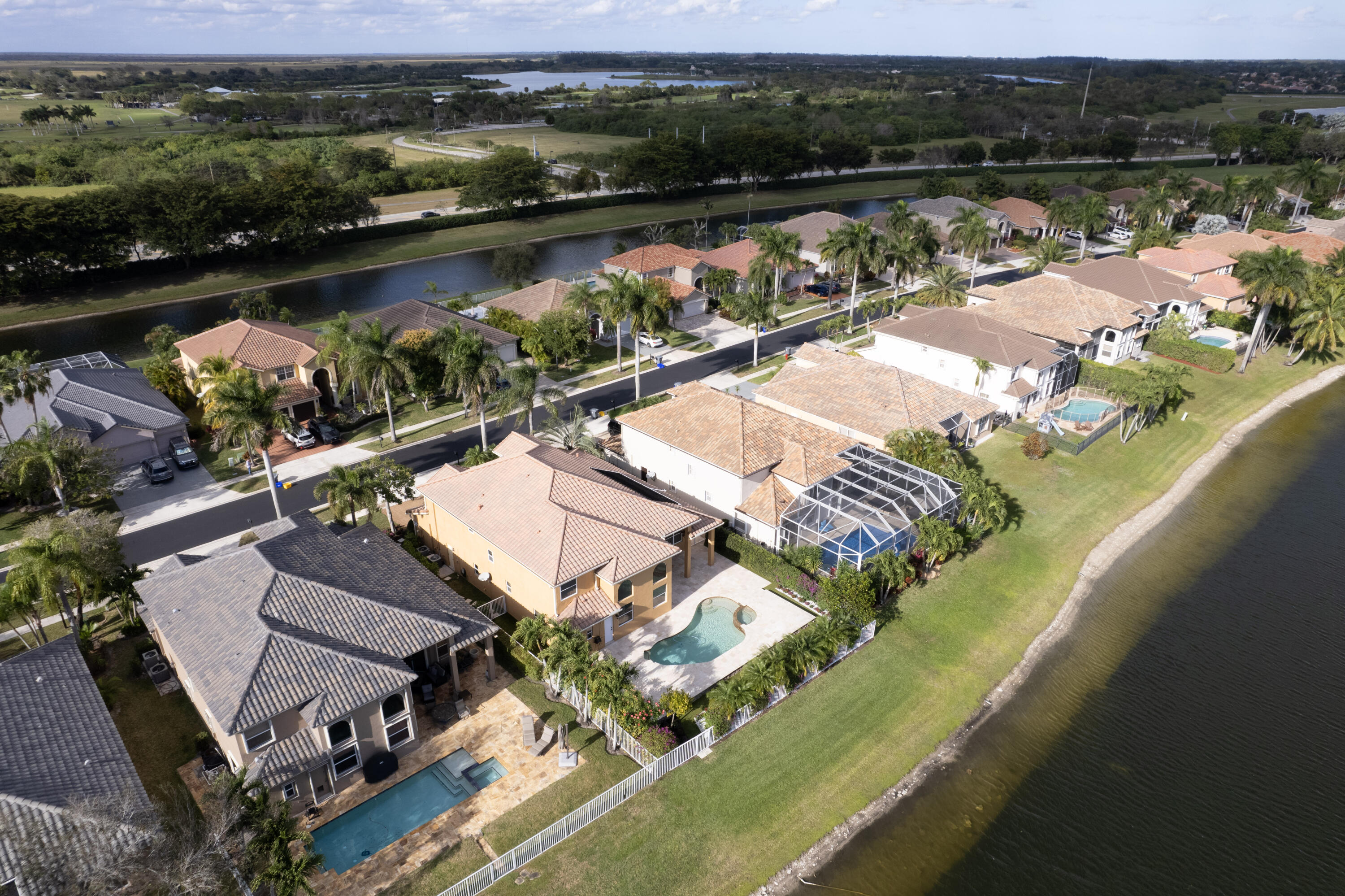 12360 Cascades Pointe Drive