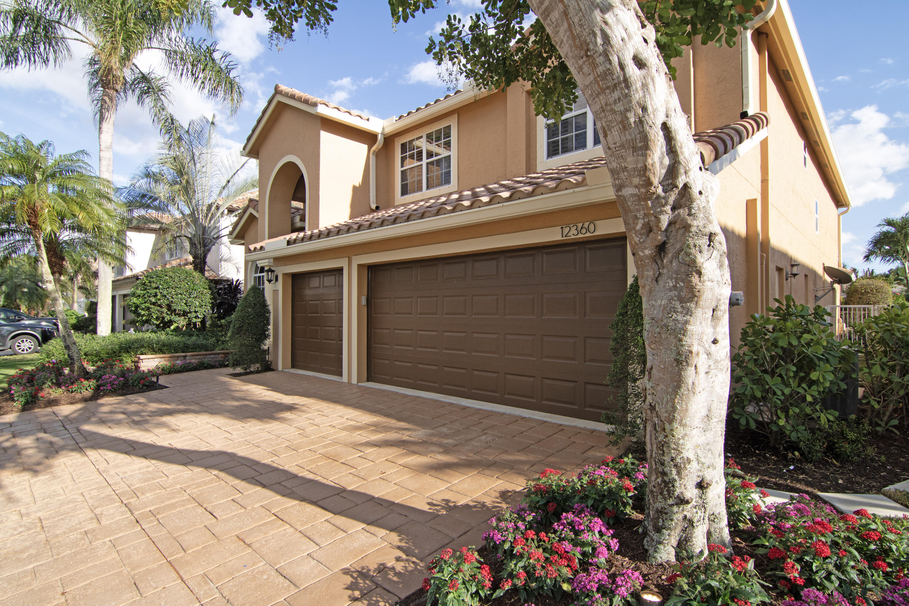 12360 Cascades Pointe Drive