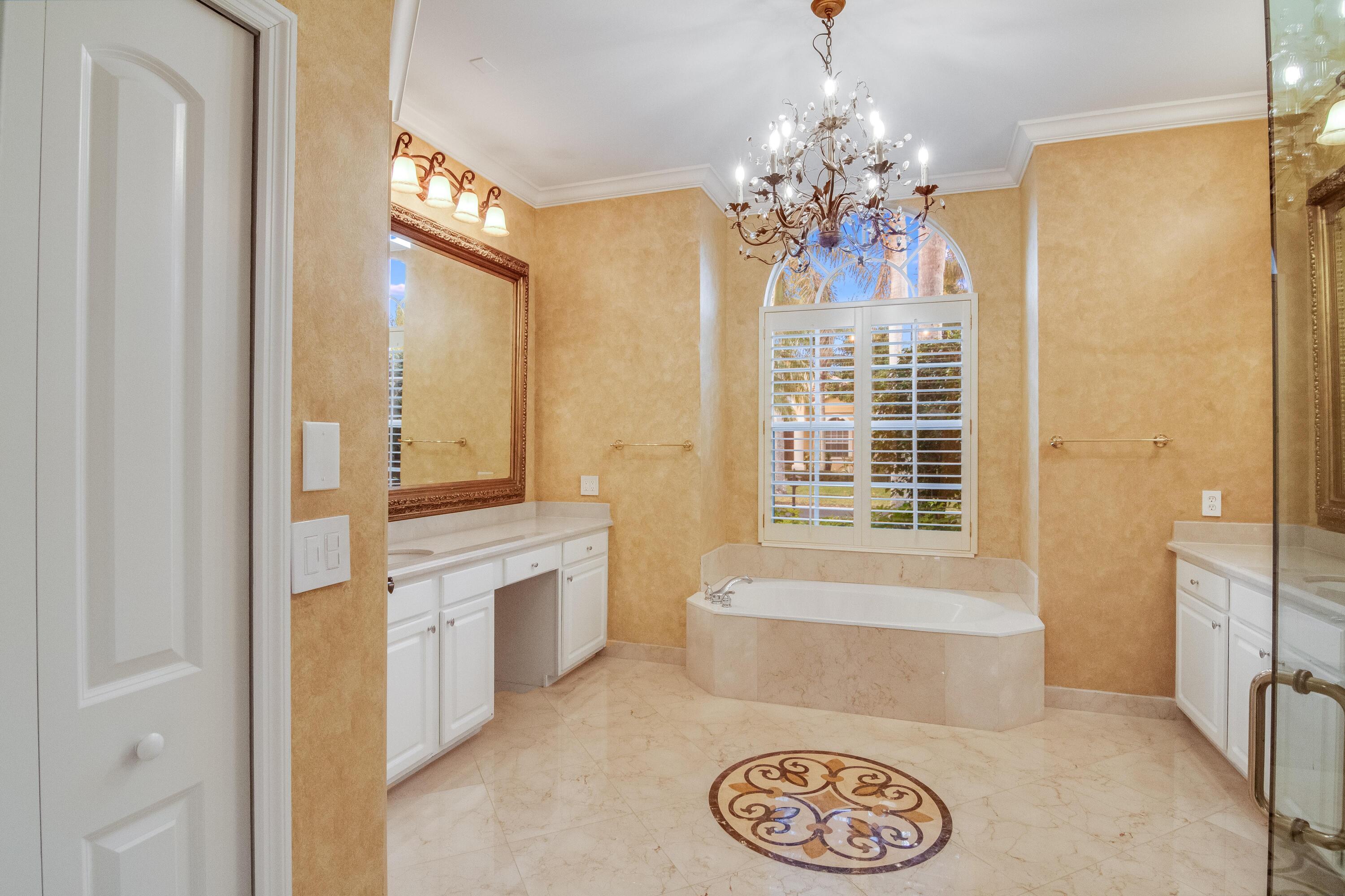 12360 Cascades Pointe Drive