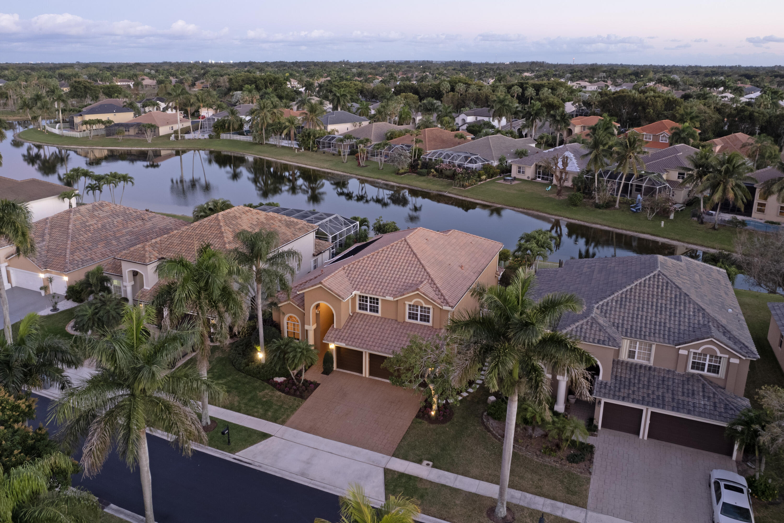 12360 Cascades Pointe Drive