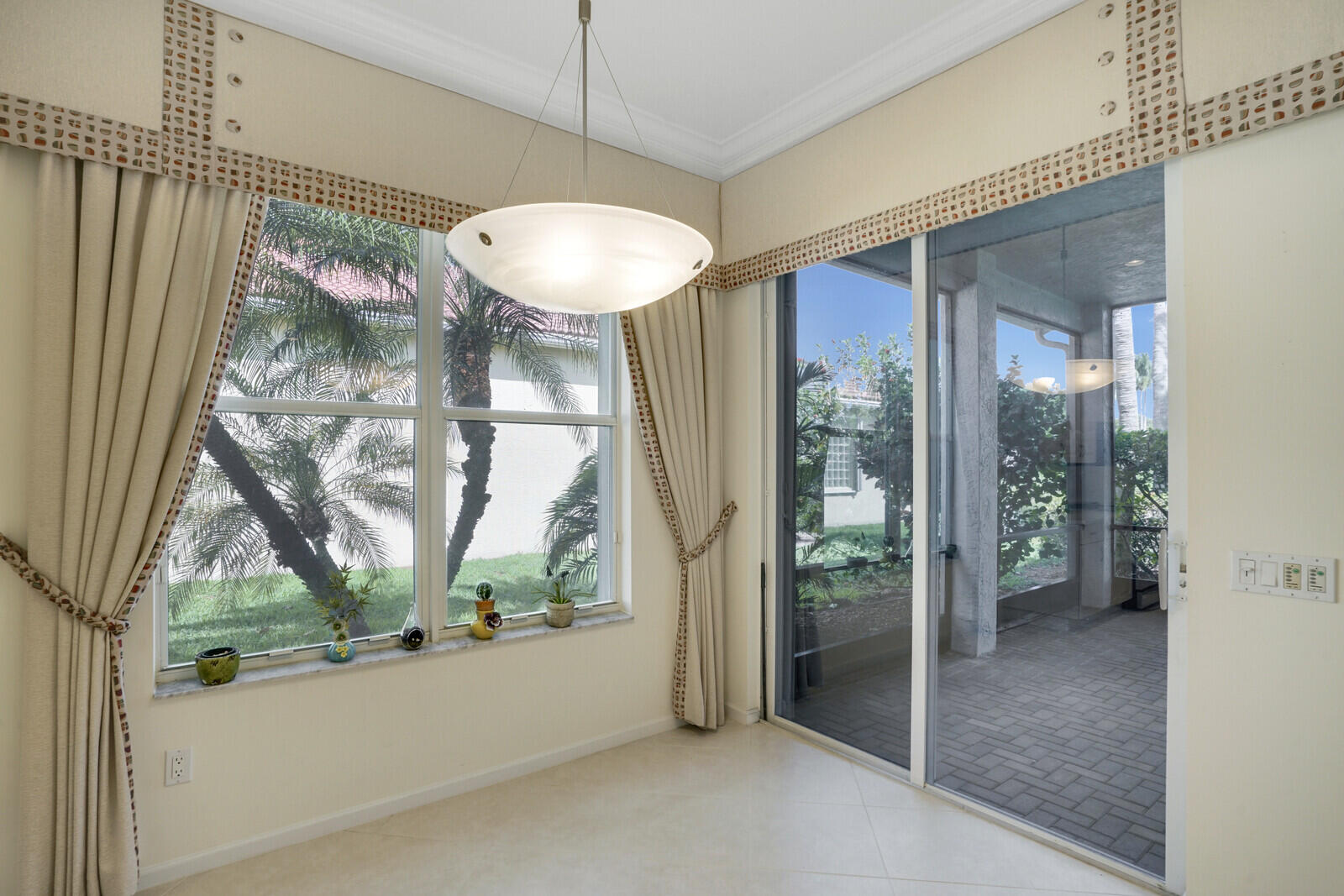 6585 Camarillo Terrace Lane