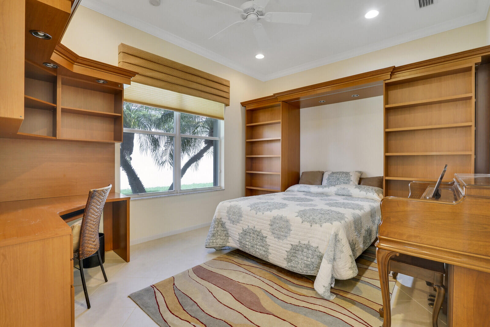 6585 Camarillo Terrace Lane