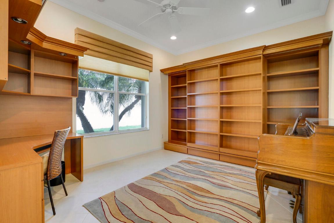 6585 Camarillo Terrace Lane