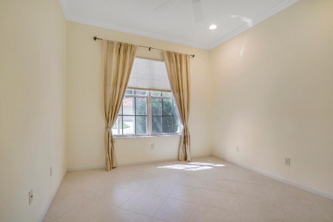 6585 Camarillo Terrace Lane