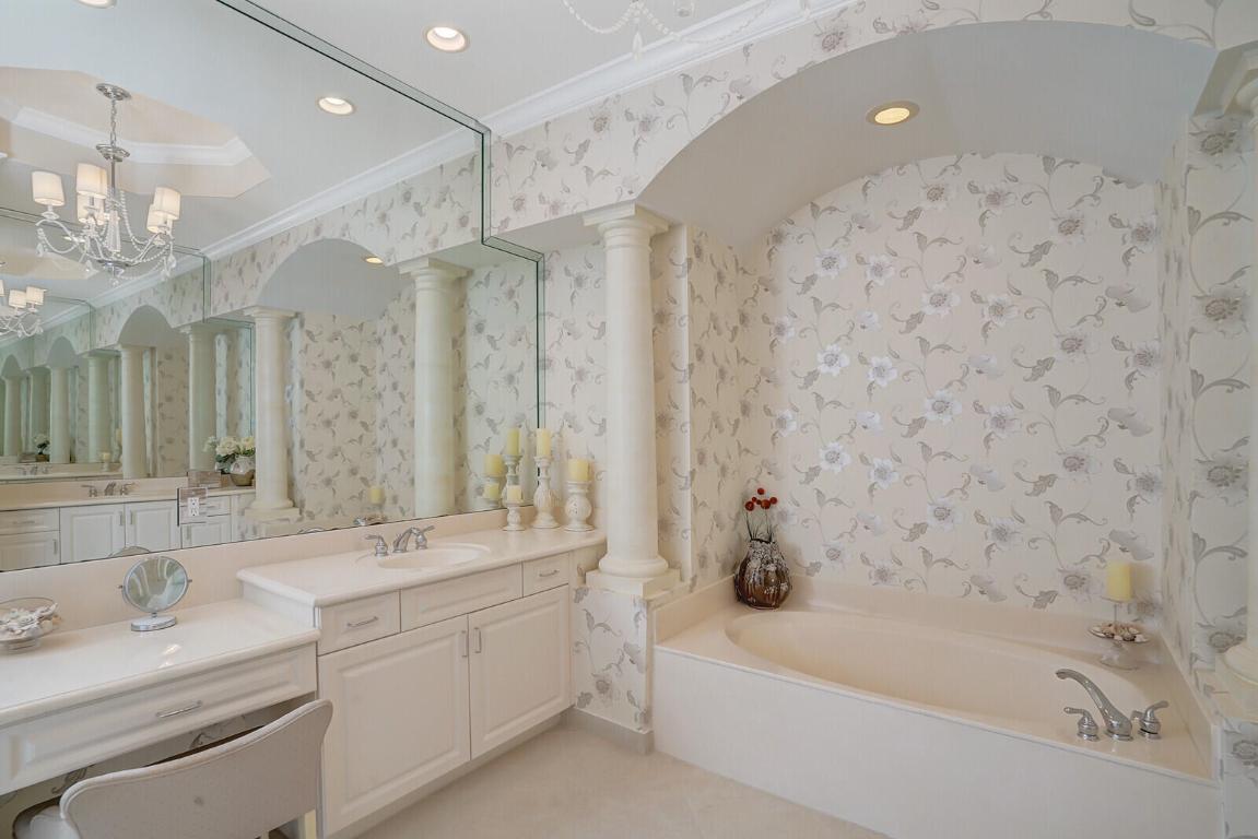 6585 Camarillo Terrace Lane