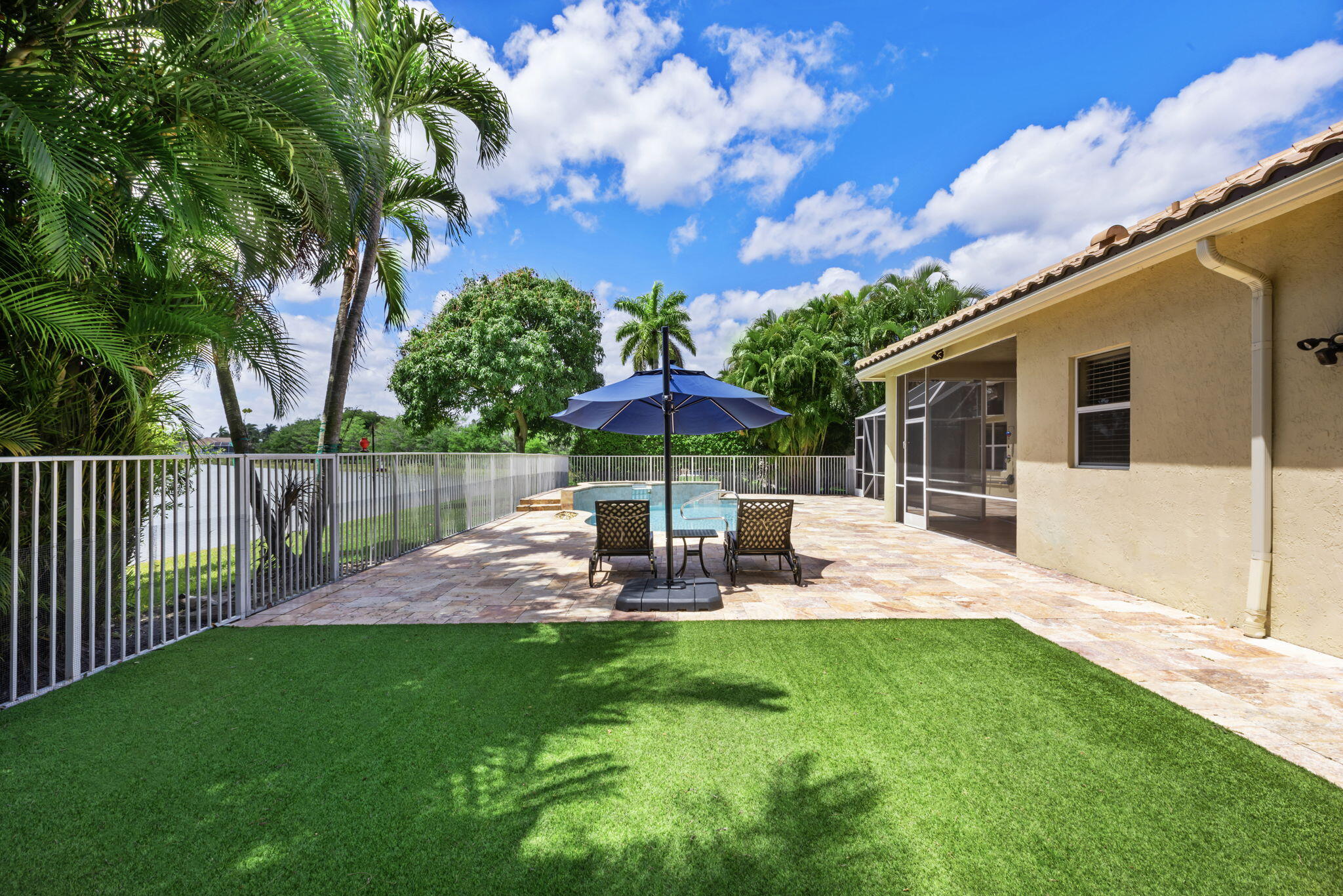 21159 Falls Ridge Way